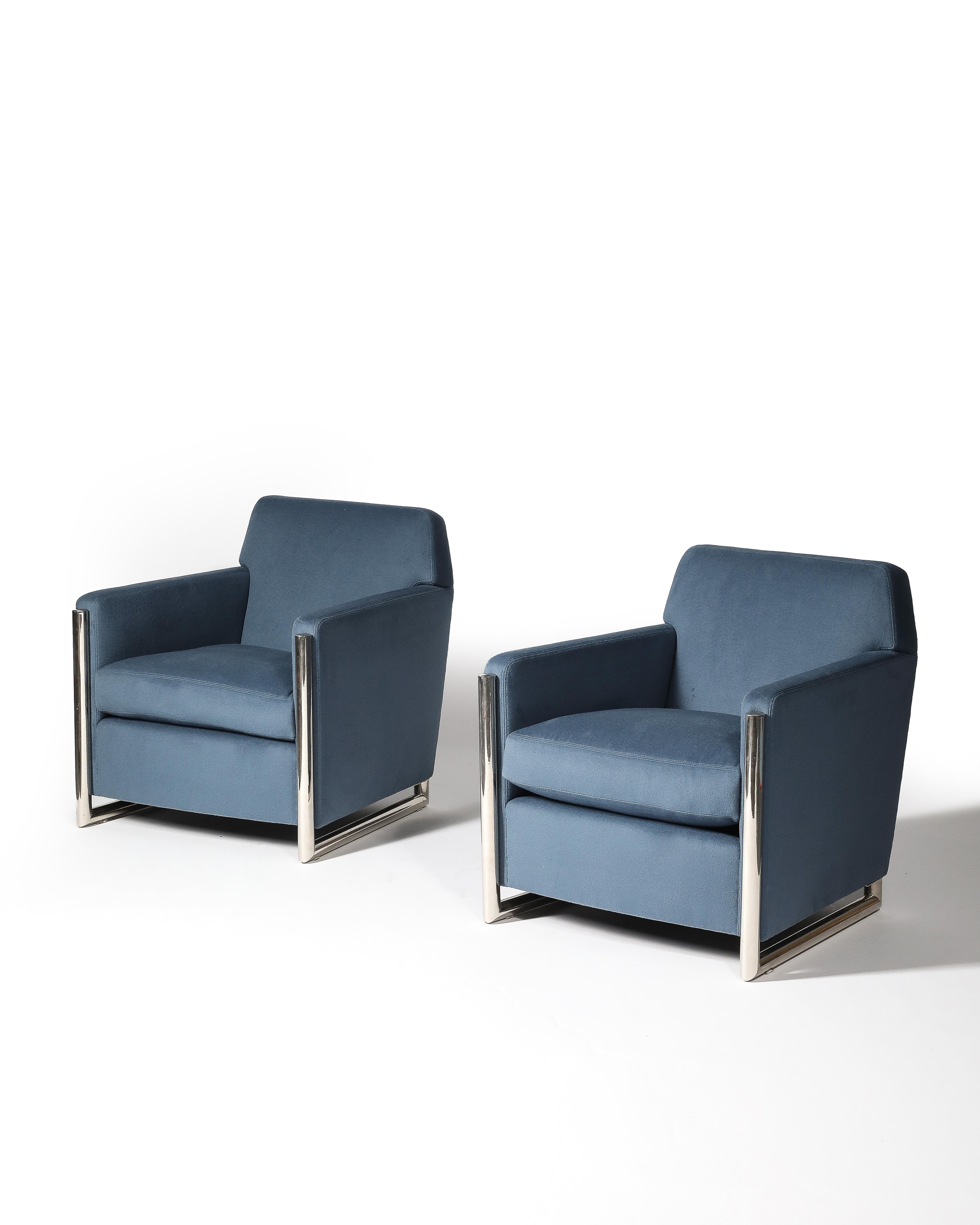 Newly Upholstered Alpaca and Steel Armchairs, Italy, c. 1960 For Sale 6