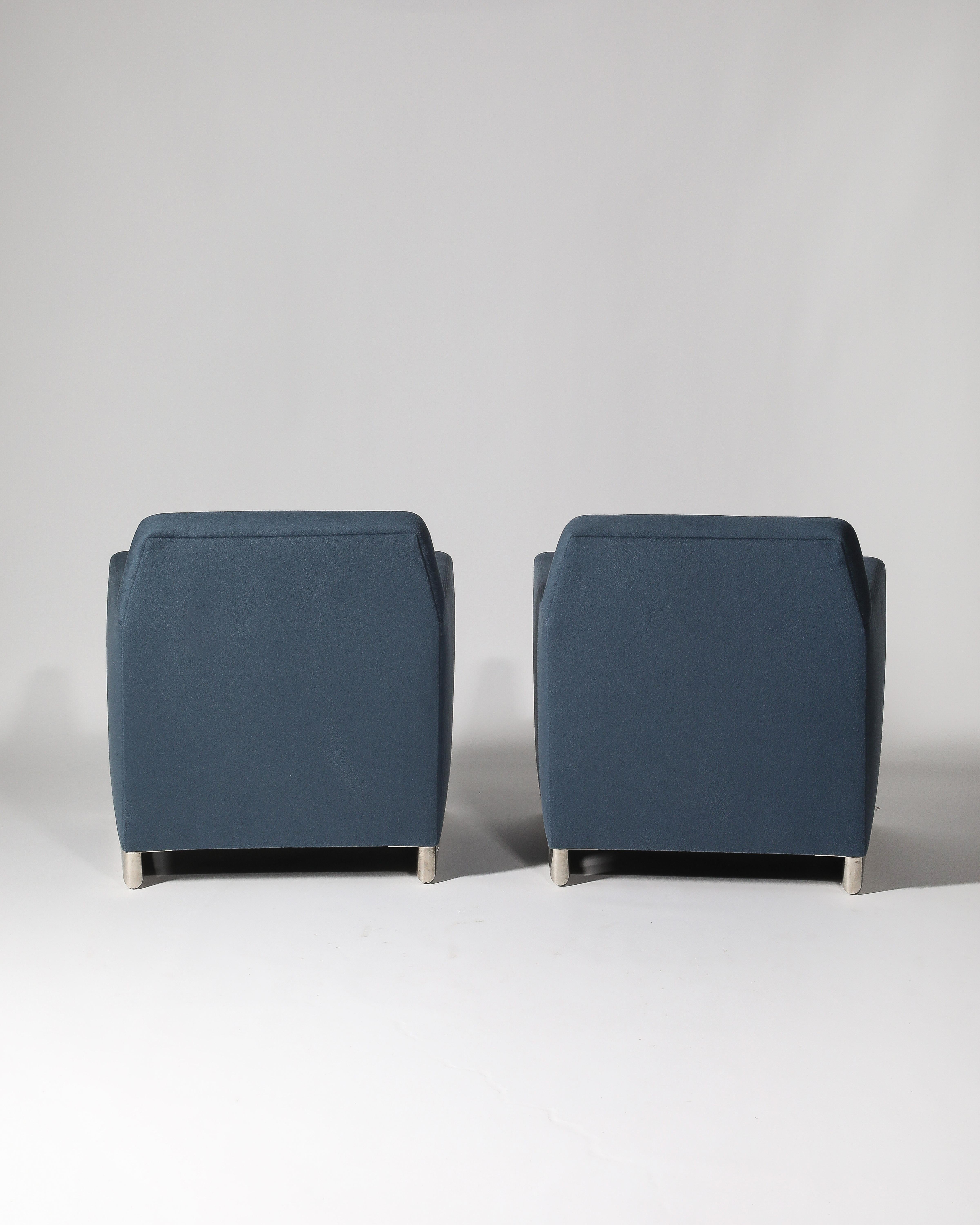 Newly Upholstered Alpaca and Steel Armchairs, Italy, c. 1960 For Sale 3