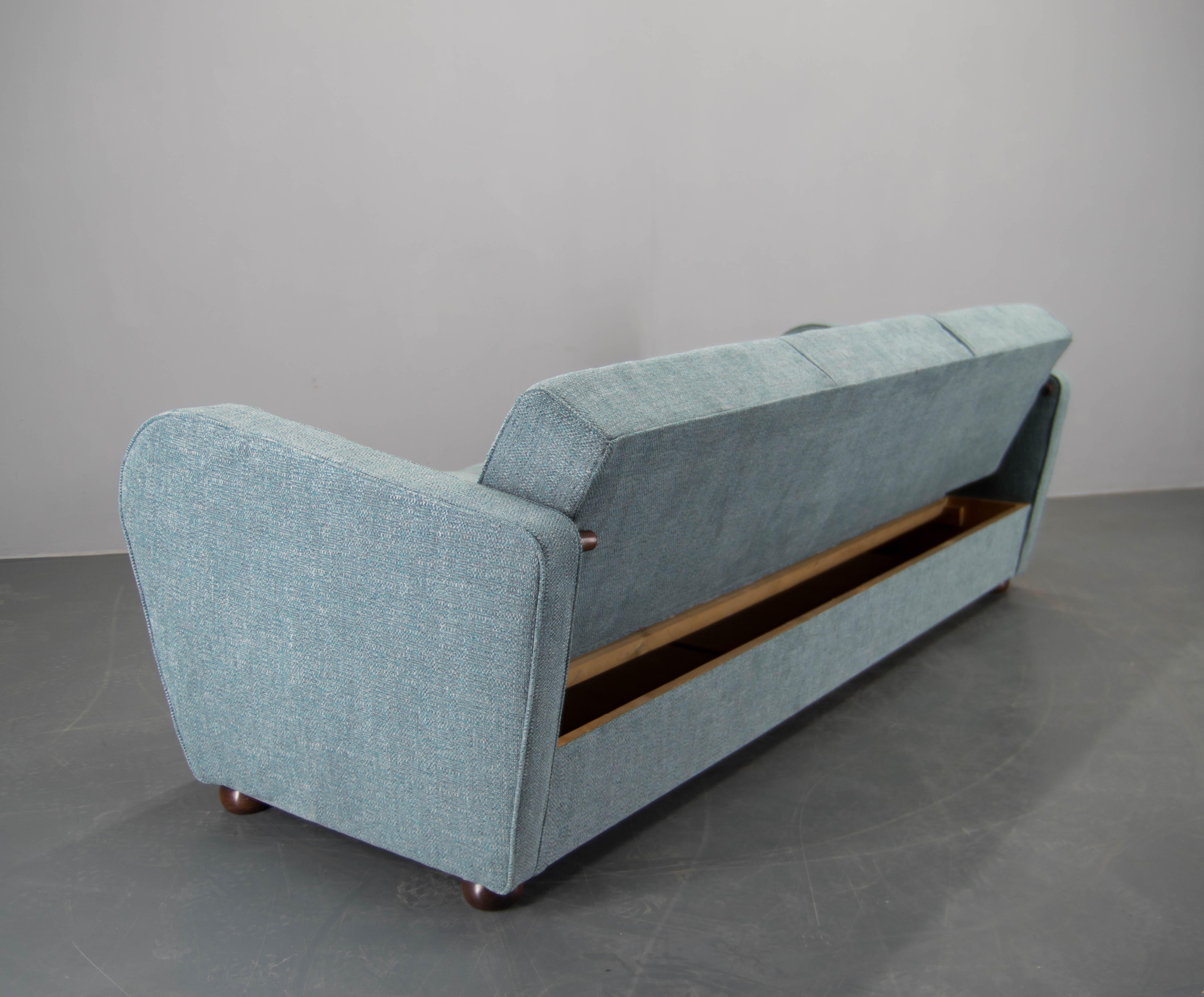 Sofá / Cama de Día Art Decó recién tapizado de Halabala, años 30 en venta 8