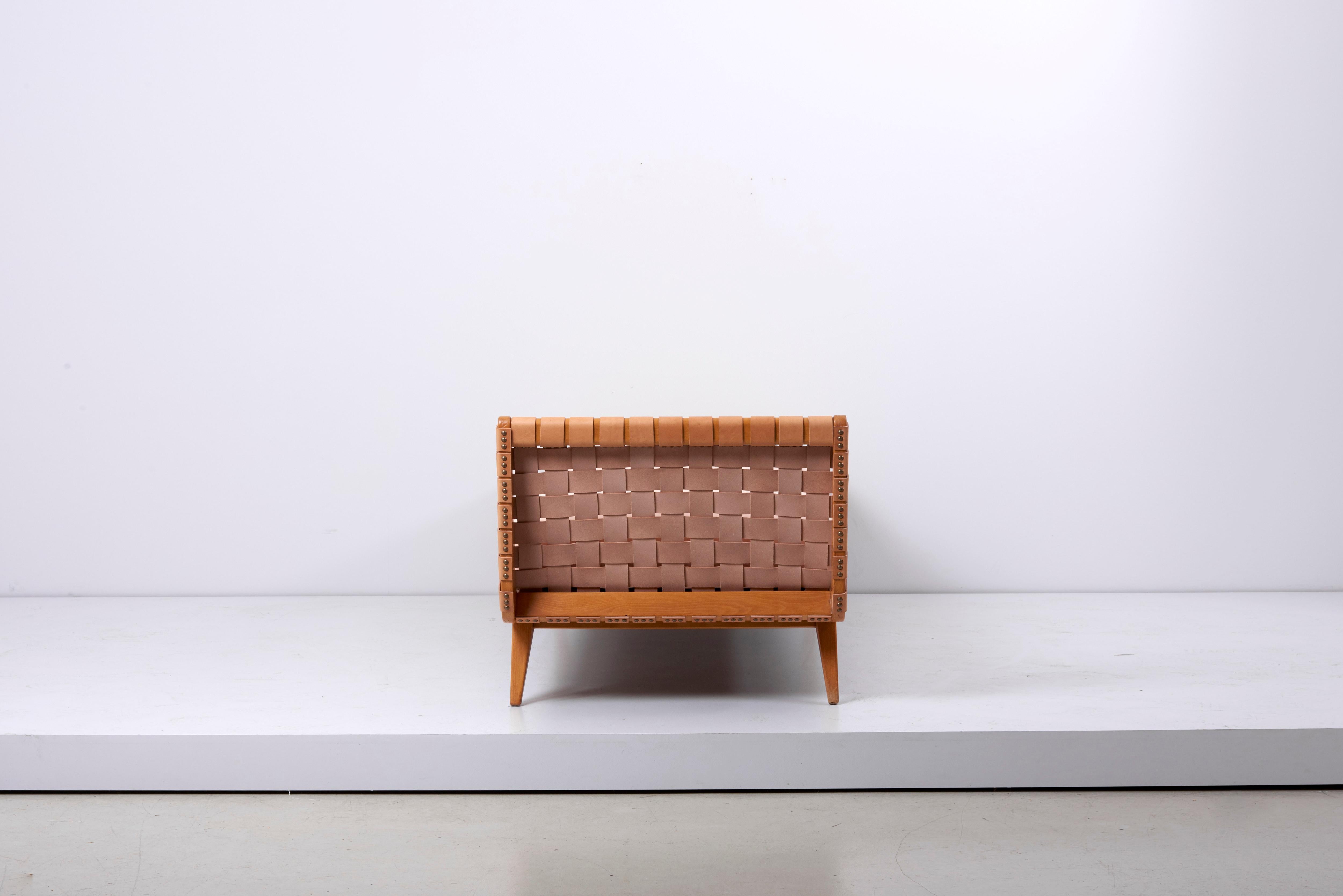 Newly Upholstered Daybed by Jens Risom for Walter Knoll 1950s in Leather 11