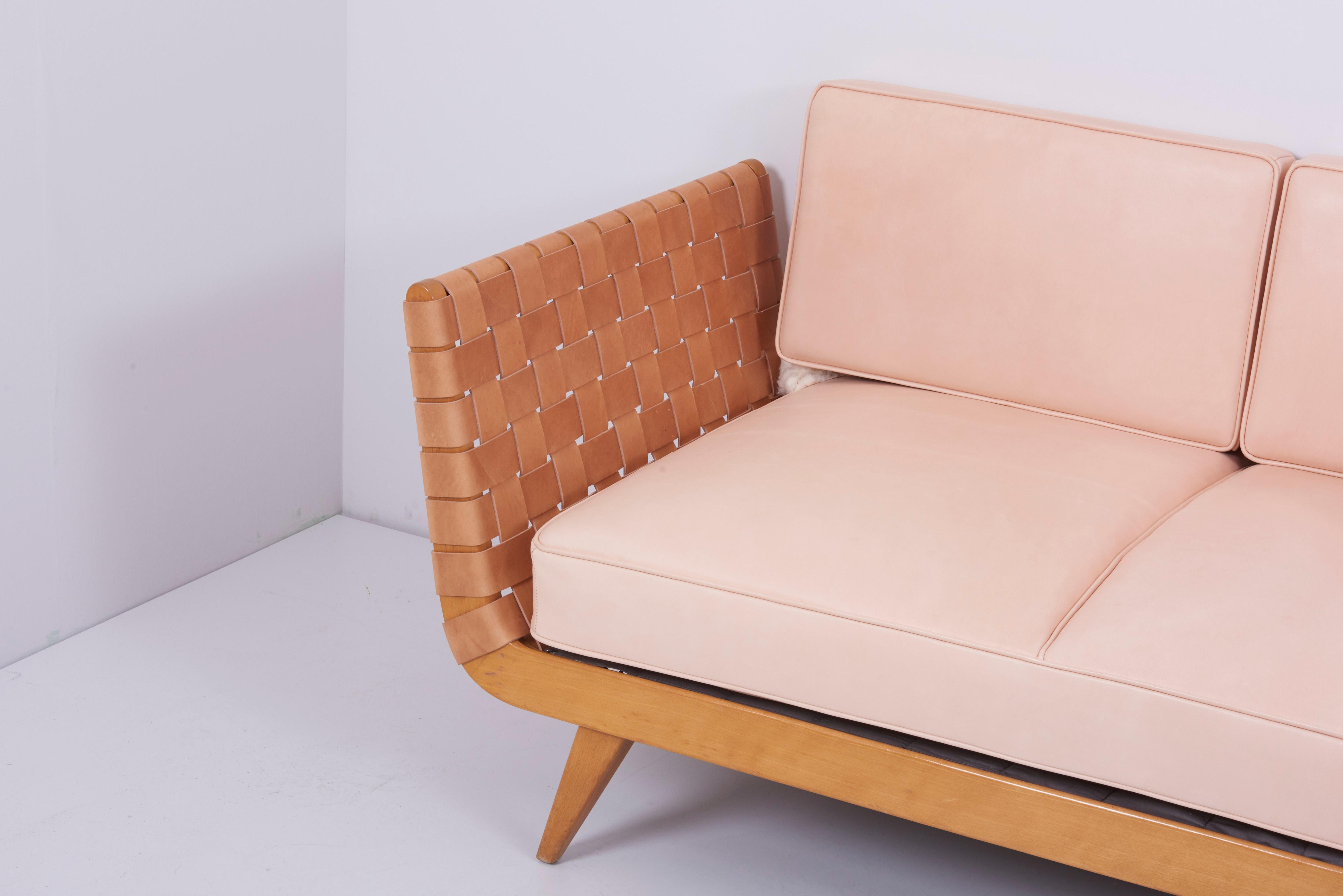 Newly Upholstered Daybed by Jens Risom for Walter Knoll 1950s in Leather 2