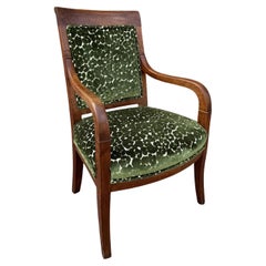 Chaise française de style Upholstering, nouvellement tapissée
