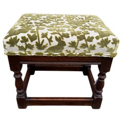 Tabouret anglais récemment tapissé