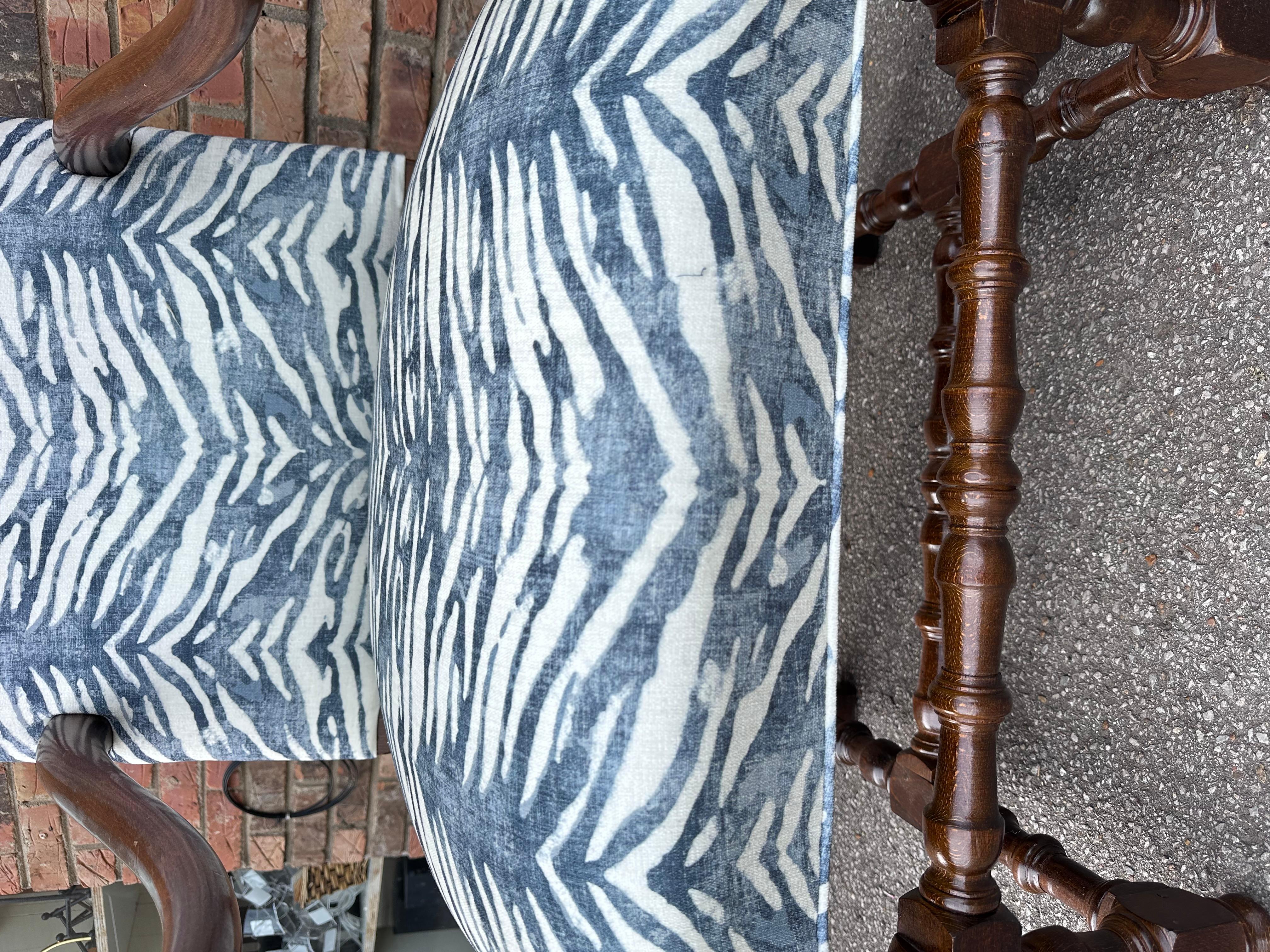 Newly Upholstered French Chairs In Good Condition For Sale In Nashville, TN