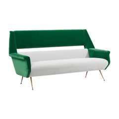 Neu gepolstertes Gigi Radice-Sofa in Grün und Grau für Minotti, Italien, 1950er Jahre