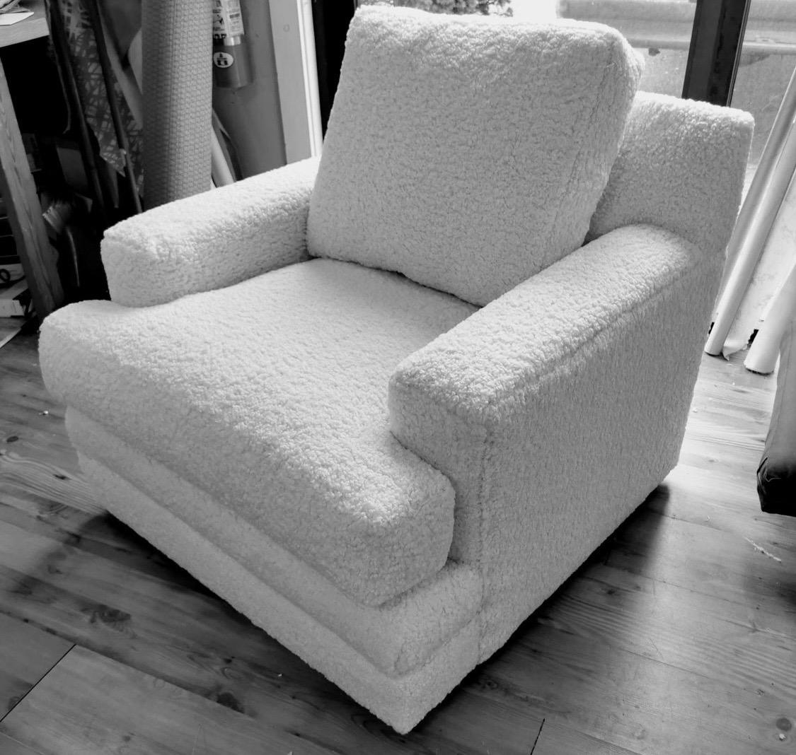 Newly Upholstered in Boucle Club Chair Late 20th Century 2