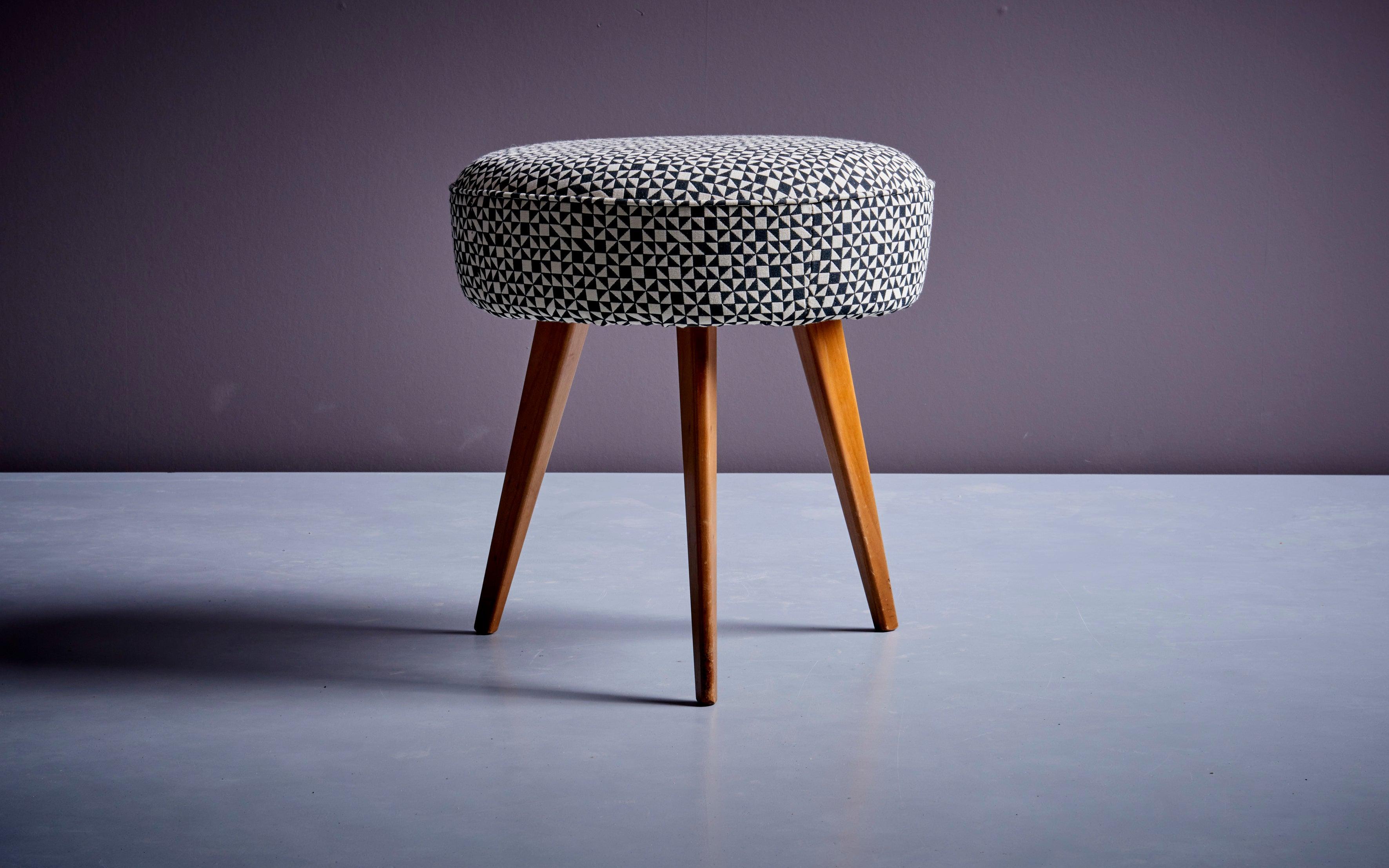Knoll Antimott Stool, reupholstered in a Alexander Girard fabric, 1960s. Labeled. 