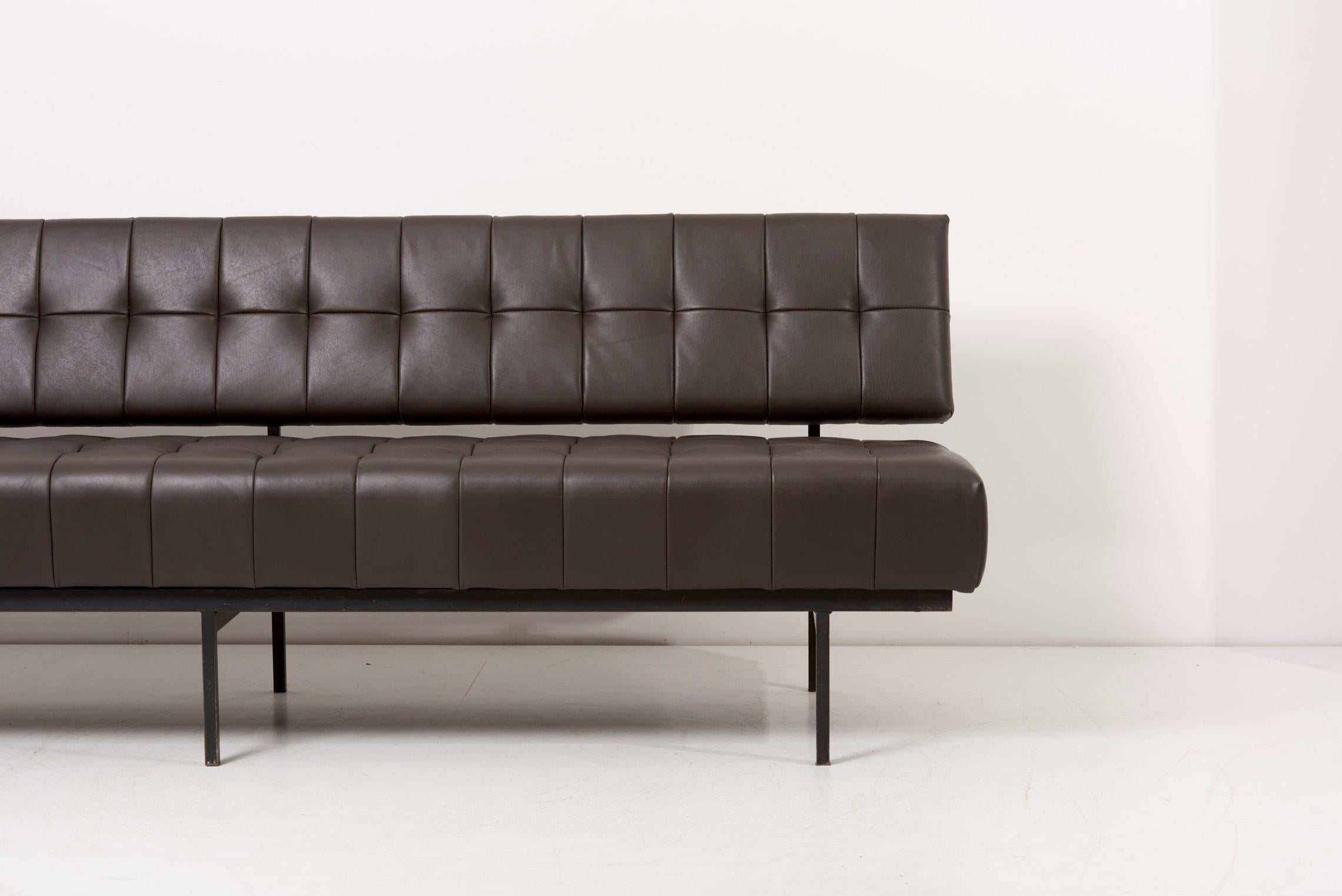 Newly Upholstered Knoll International Black Leather Custom Sofa, Germany, 1950s For Sale 12