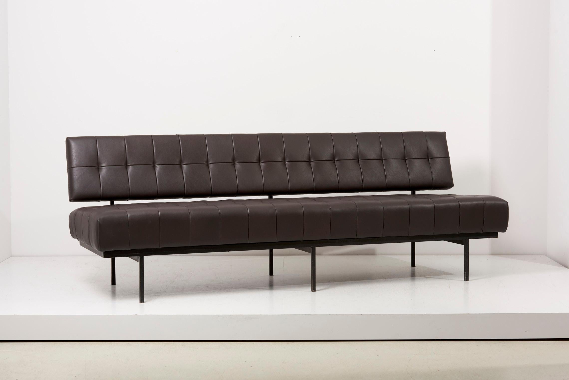 Newly upholstered Knoll International custom sofa in sorensen leather. Germany, 1950s.
 