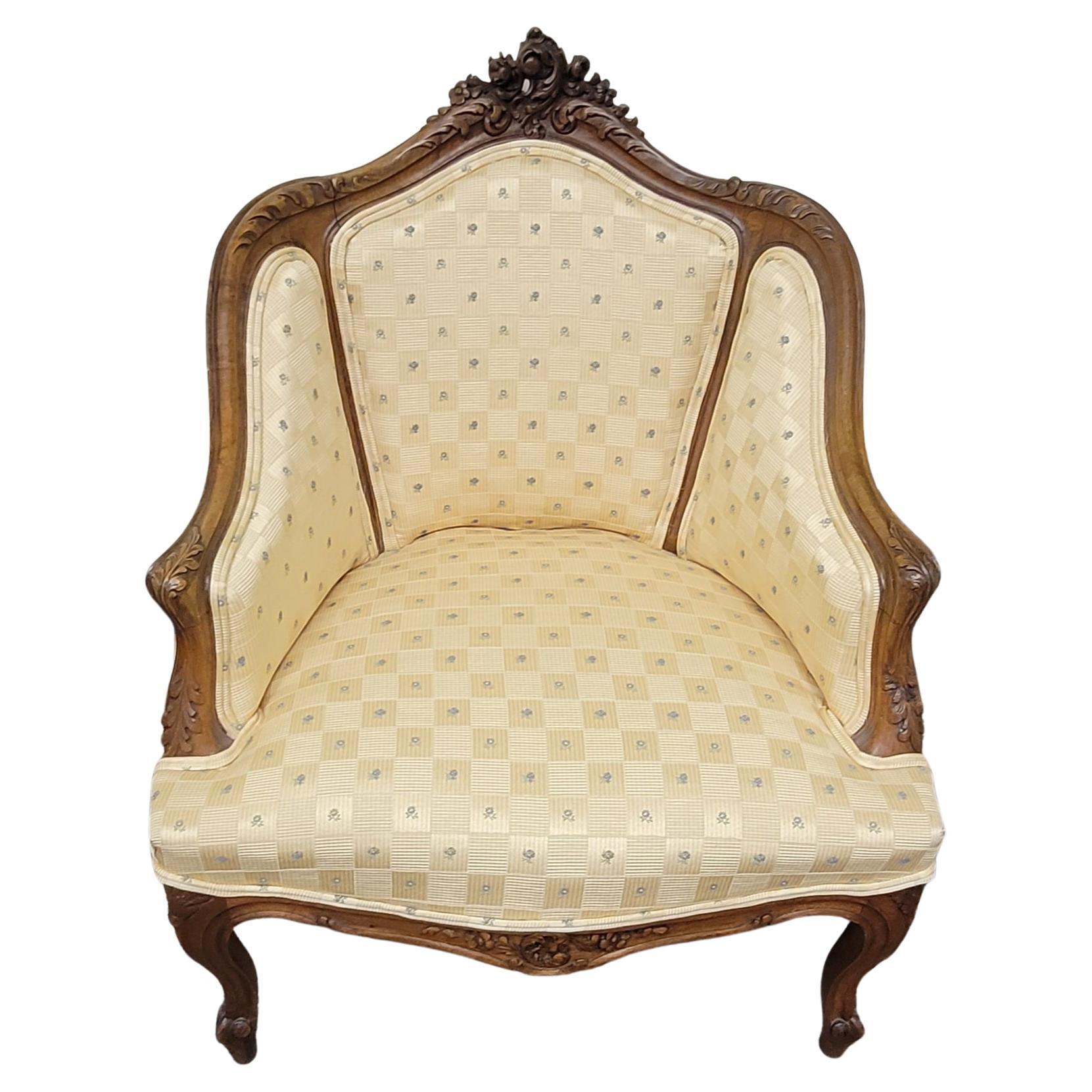 A newly upholstered Louis XVI Provincial carved mahogany Bergère chair. 
Totally restored. Great quality and very fine upholstery work. Very comfortable. Measures 26