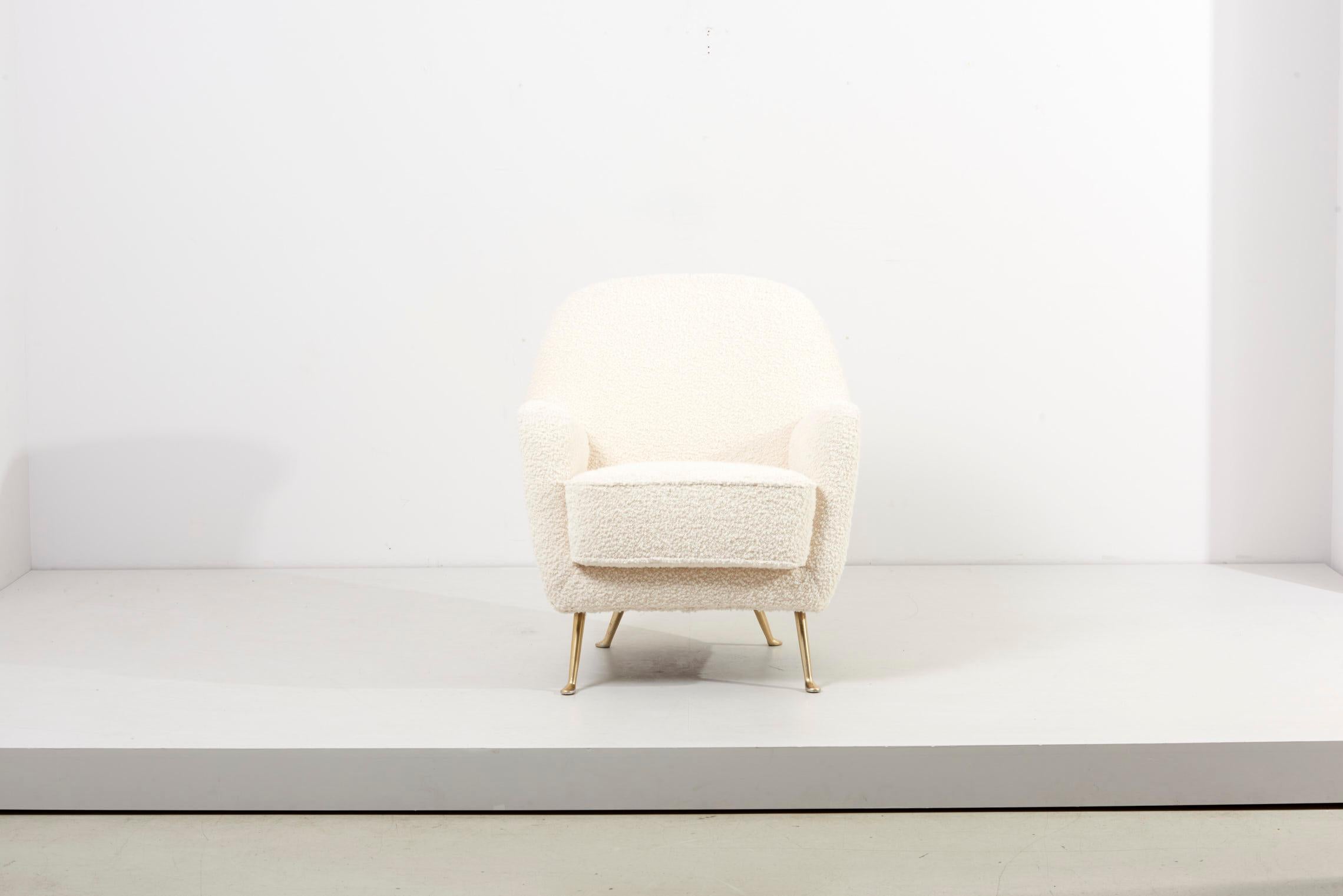 Mid-Century Modern Newly Upholstered Lounge Chair in White Bouclé, 1960s