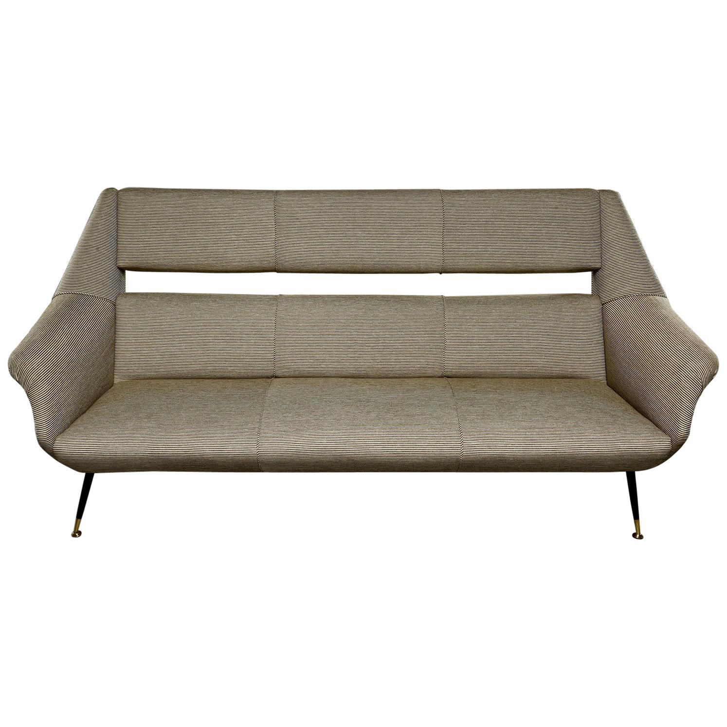 Newly Upholstered Midcentury Settee or Sofa by Gigi Radice for Minotti
