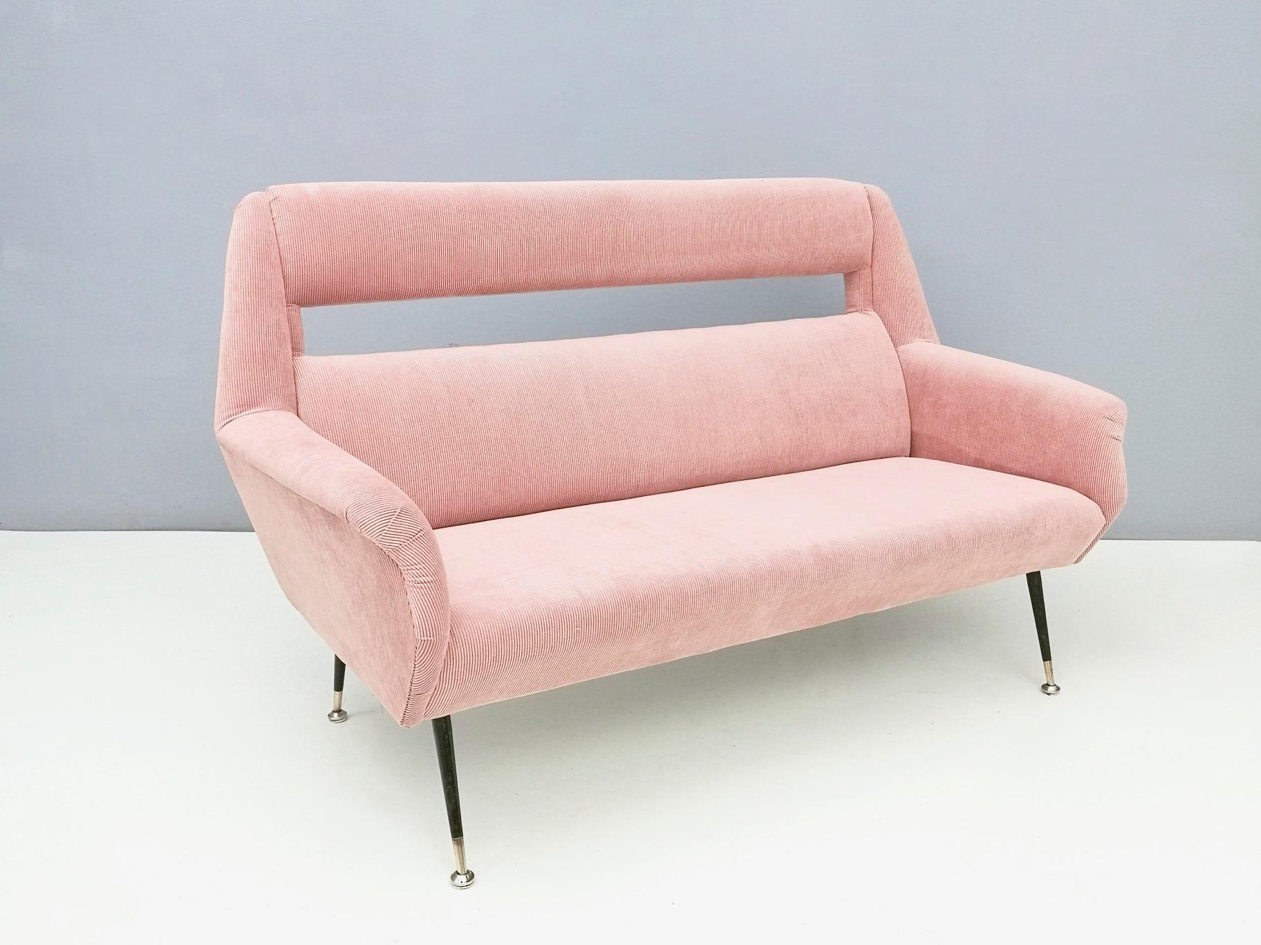 Varnished Newly Upholstered Pale Pink Velvet Sofa by Gigi Radice for Minotti, Italy, 1950s