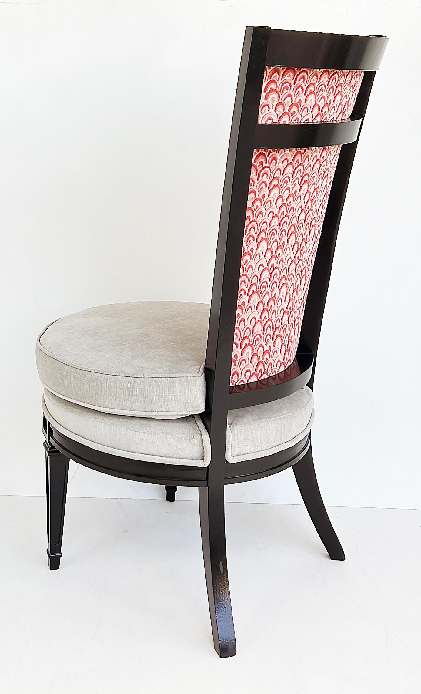 Ensemble récemment tapissé de 8 chaises de salle à manger Art déco provenant d'une propriété du sud de la Floride en vente 10