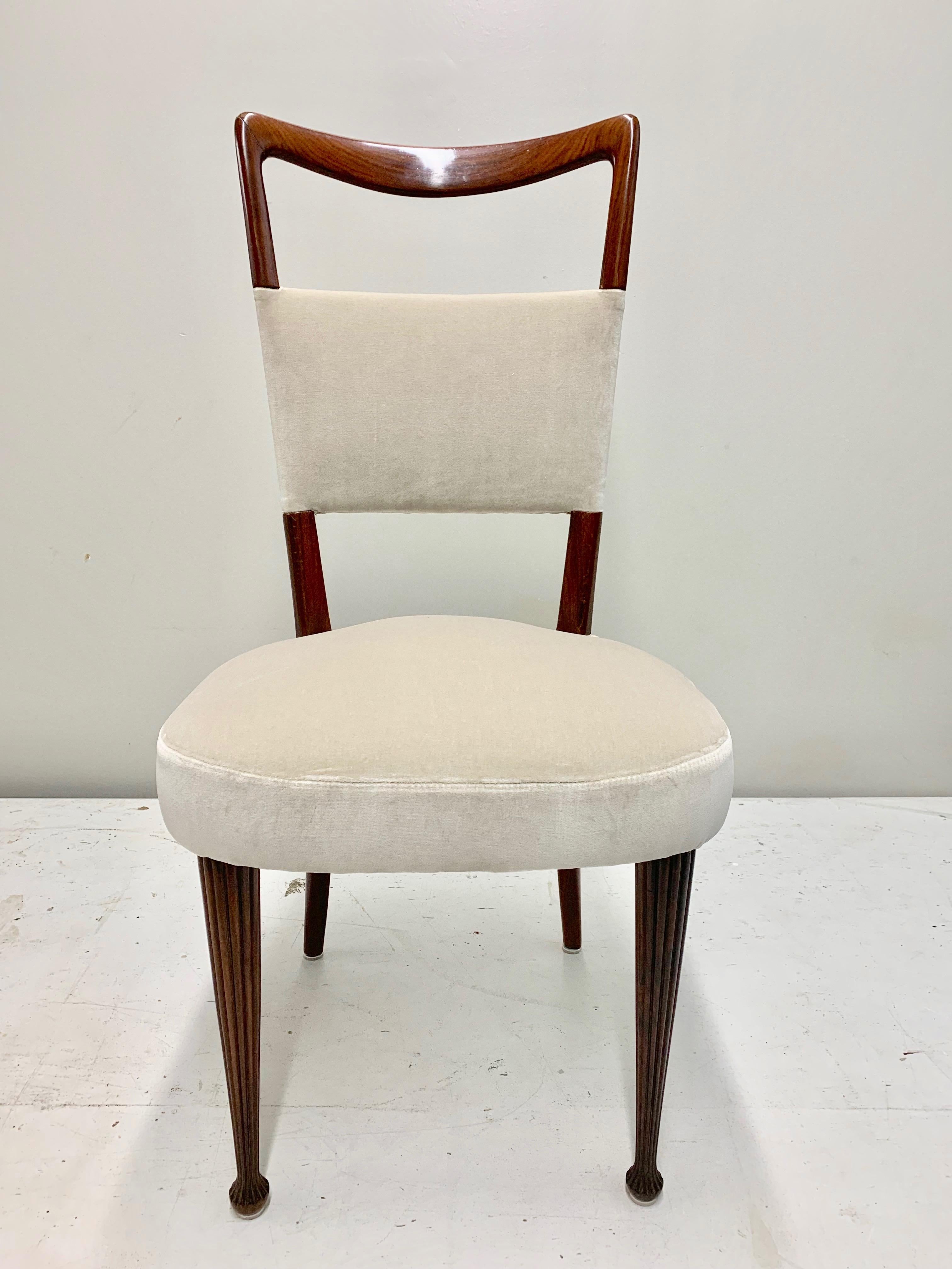 Newly Upholstered Set of Four Osvaldo Borsani Rosewood and Velvet Dining Chairs For Sale 7