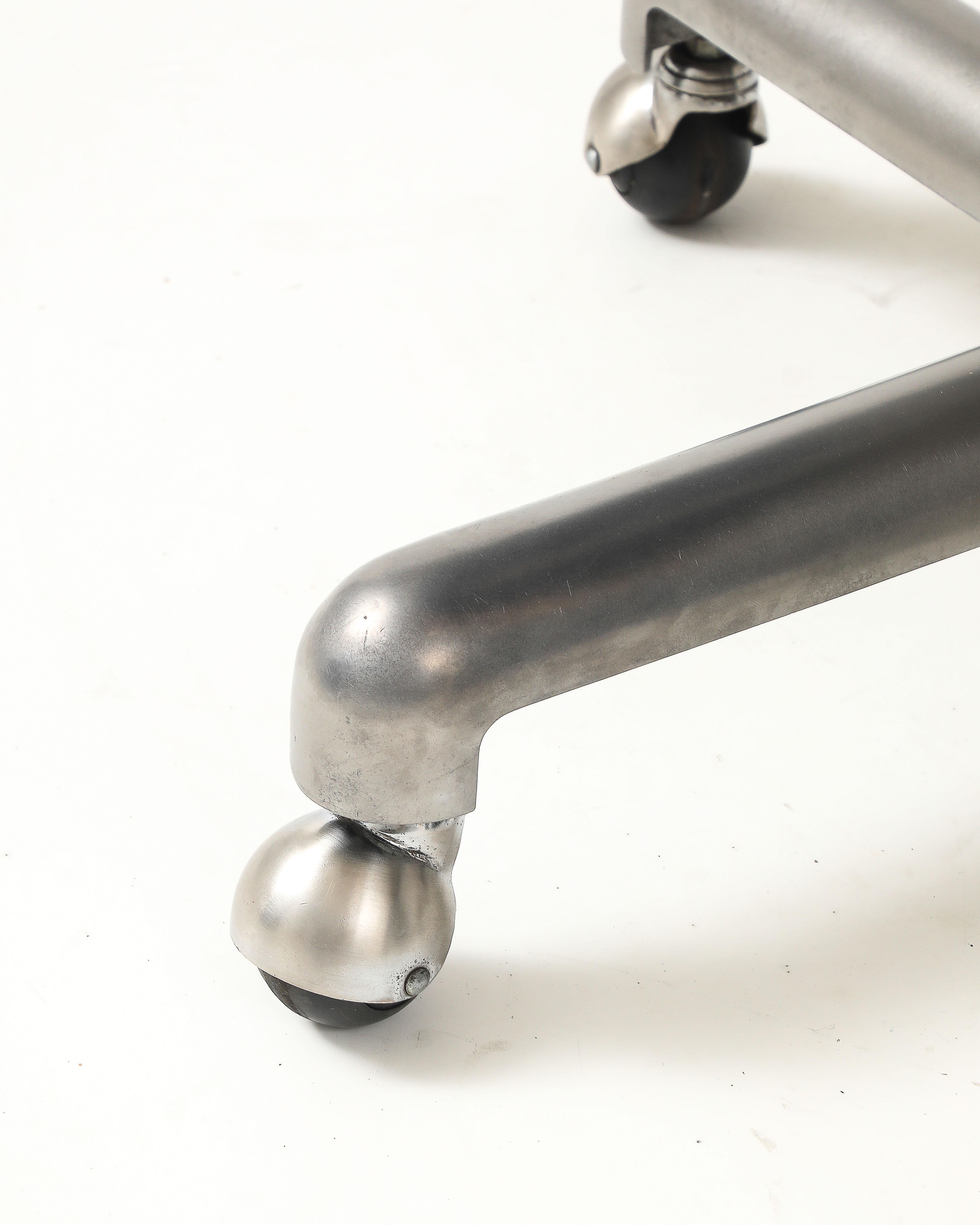 Silla de escritorio giratoria recién tapizada de Ettore Sottsass, Italia, c. 1970 en venta 3