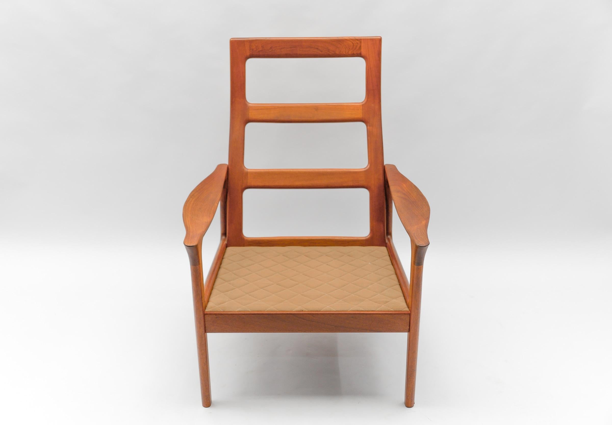 Newly Upholstered Teak High-Back Armchair, 1960s Denmark For Sale 2