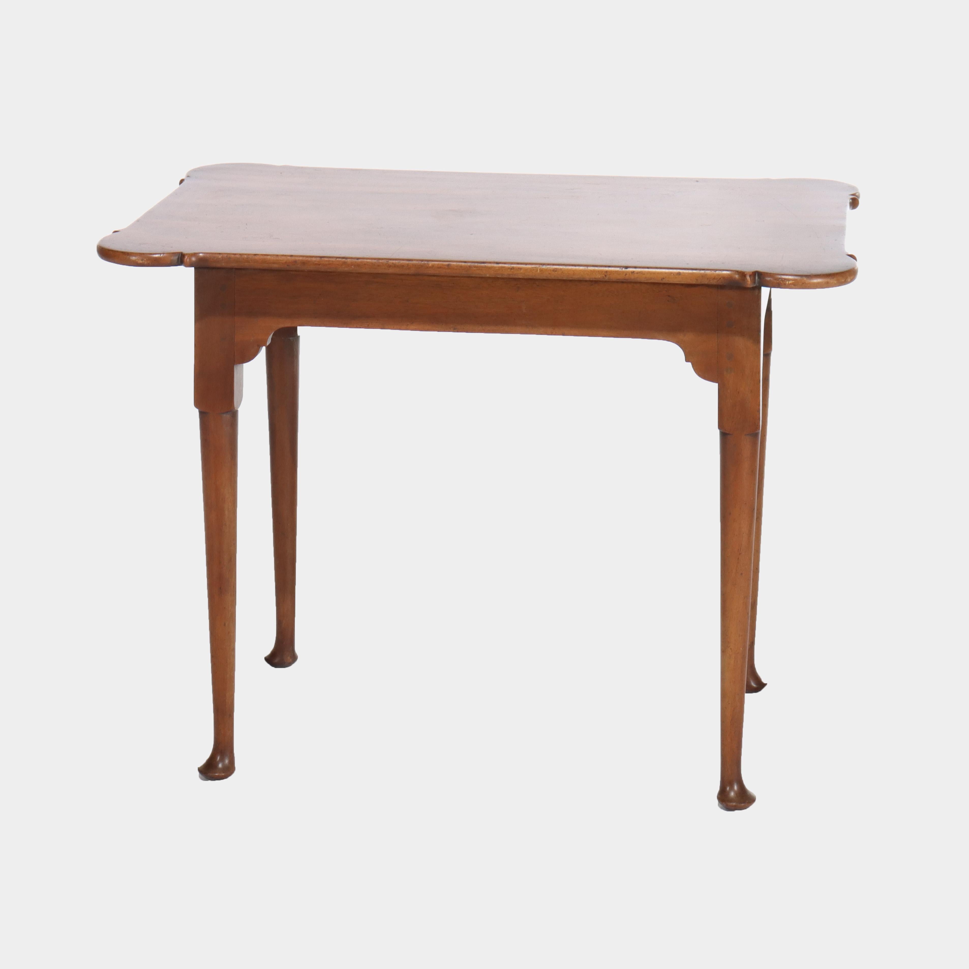 Kittinger collection Newport style Queen Anne table d'appoint en acajou C1930 en vente 4