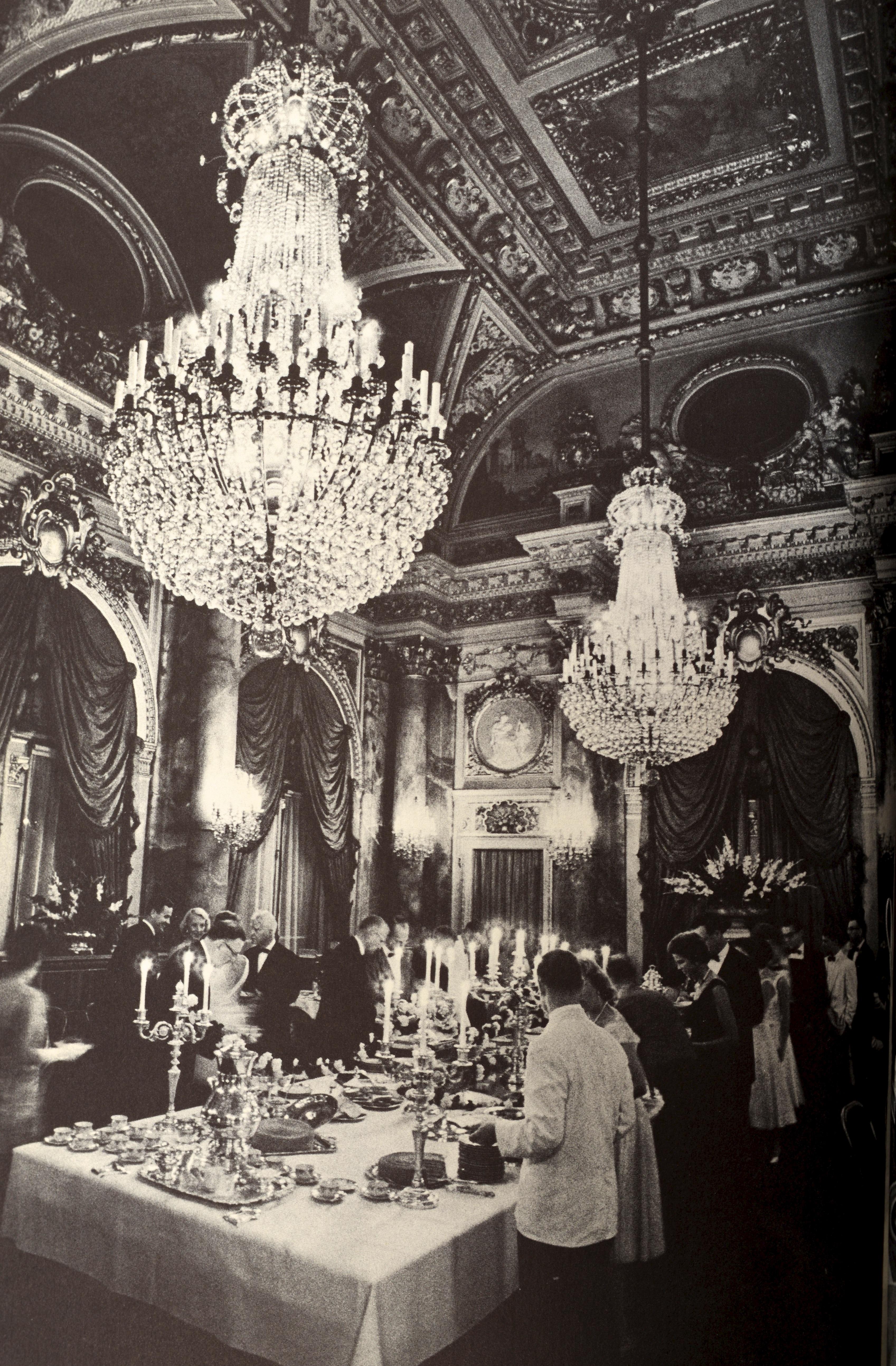 Newport Pleasures and Palaces by Nancy Sirkis, First Edition 7