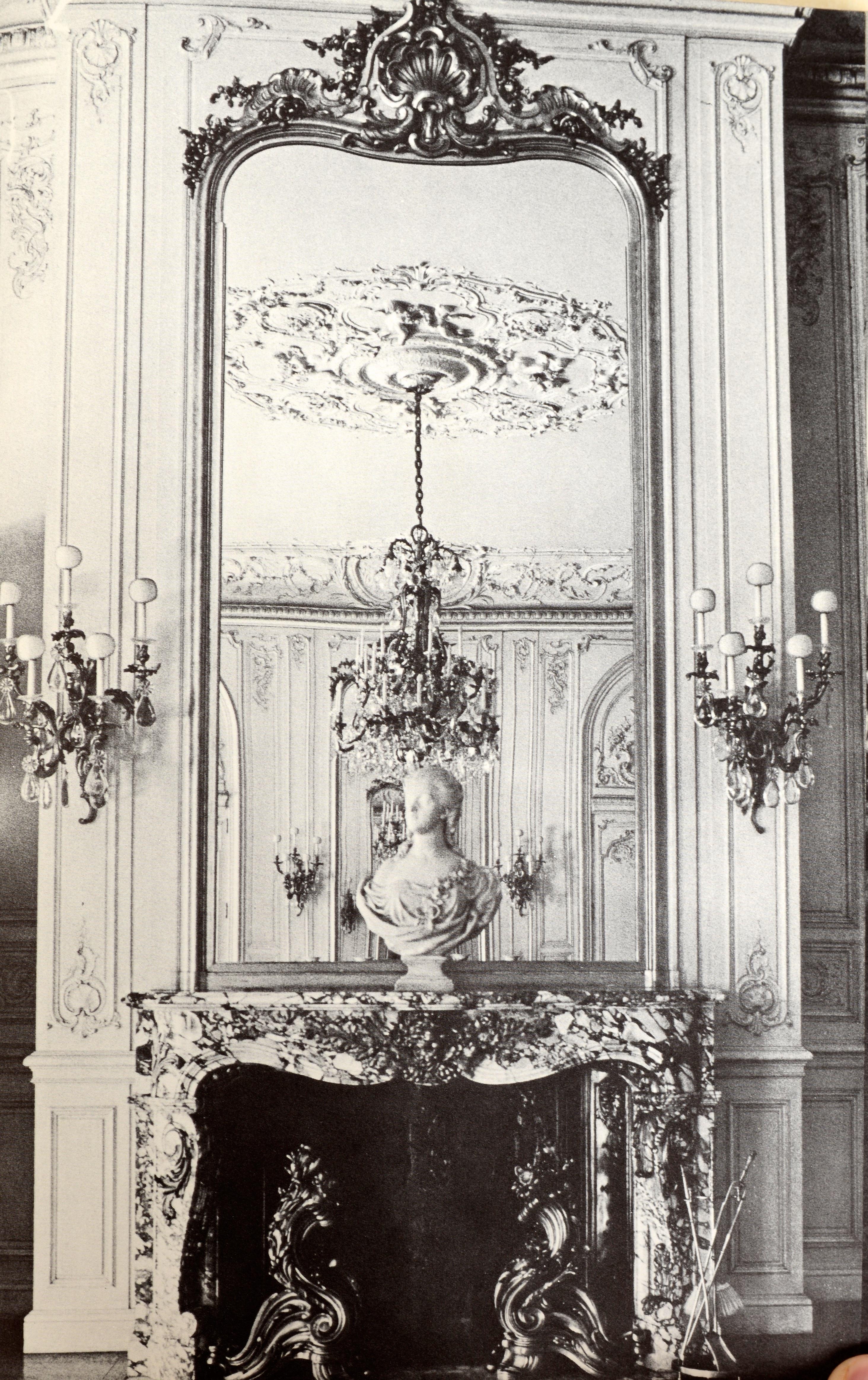 Newport Pleasures and Palaces by Nancy Sirkis, First Edition 10