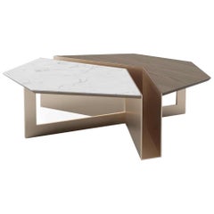 Table basse hexagonale Mag en placage de noyer et céramique Calacatta