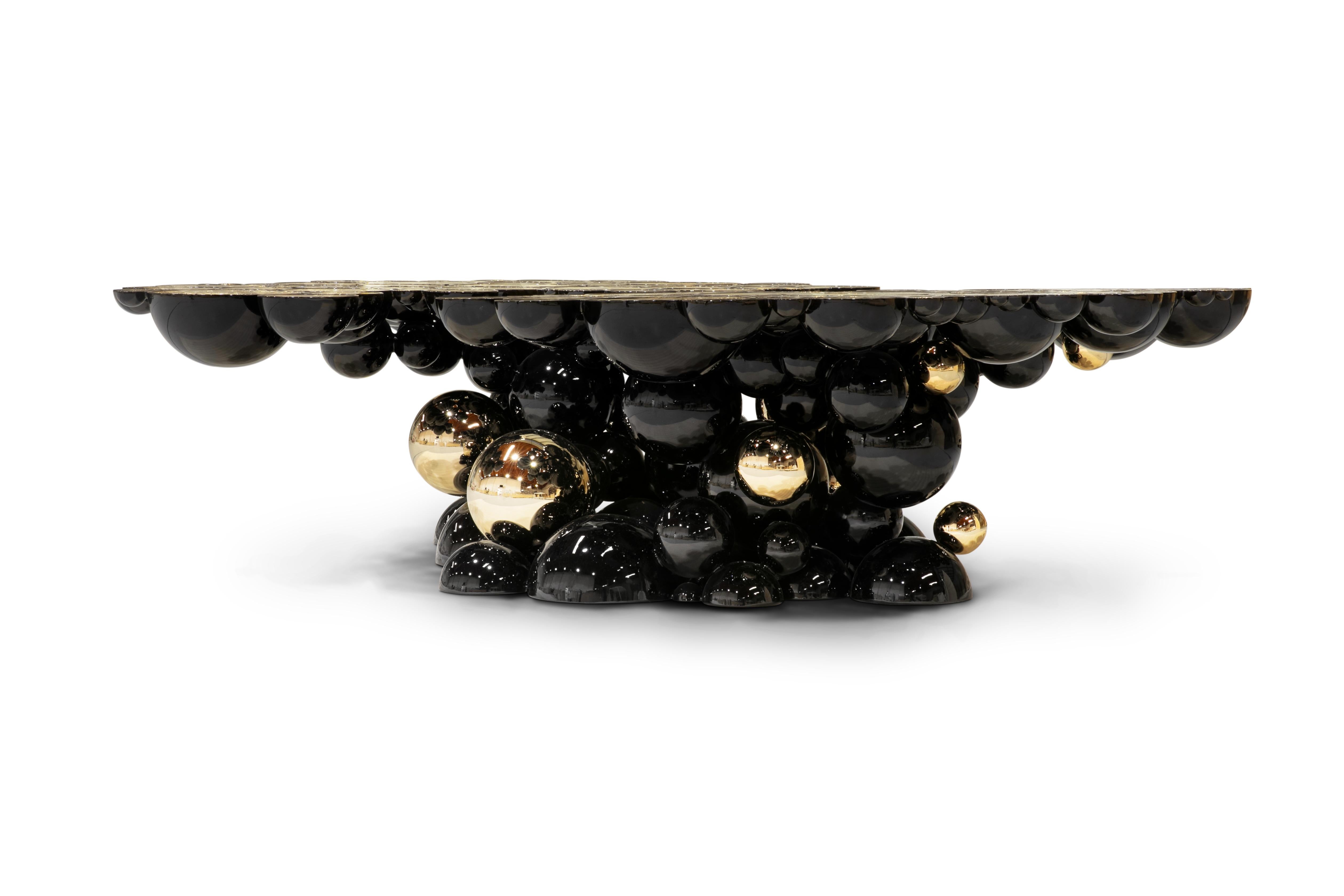Portugais Table centrale Newton noire en aluminium laqué et or fait main - Boca do Lobo en vente