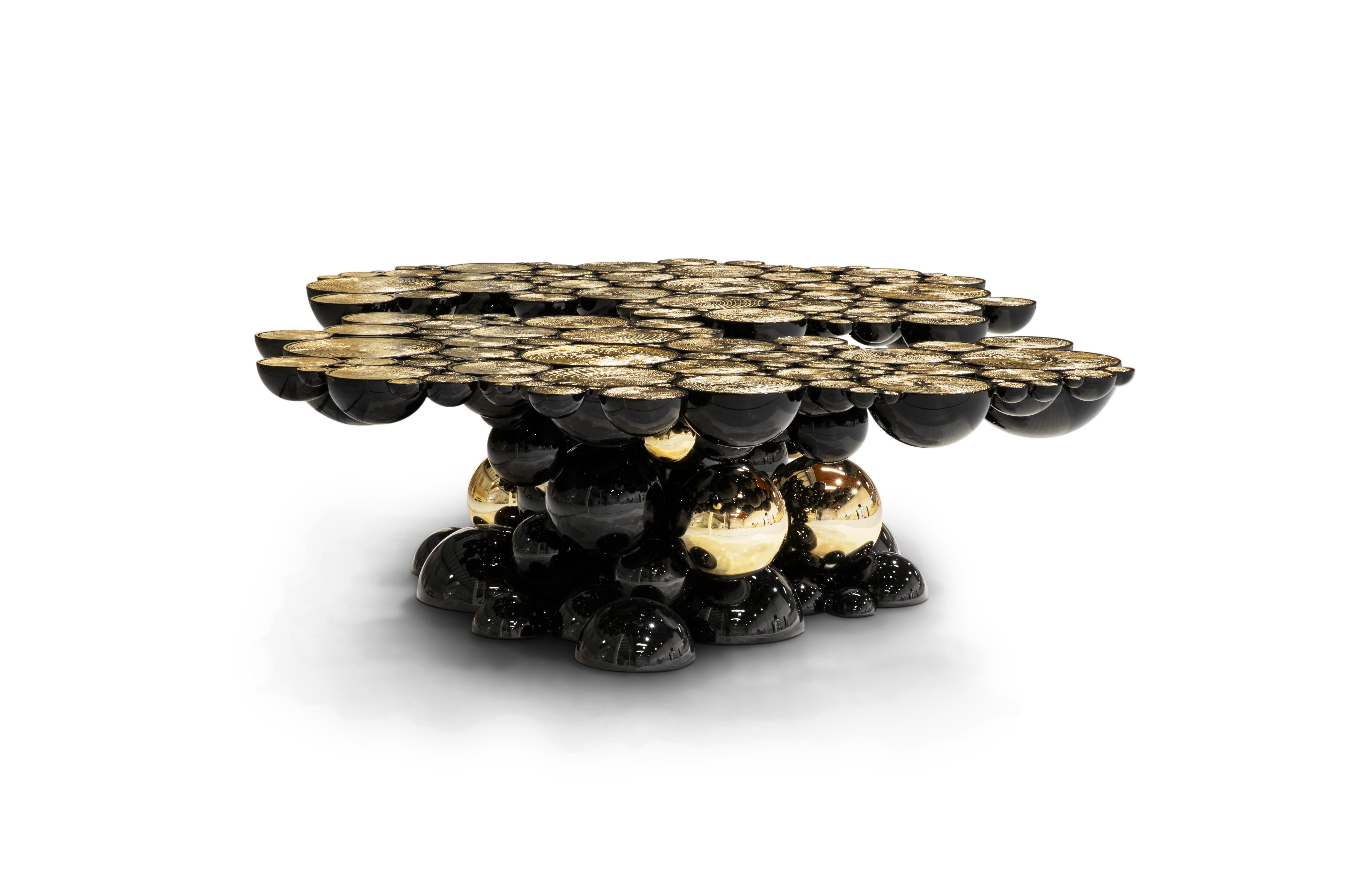 XXIe siècle et contemporain Table centrale Newton noire en aluminium laqué et or fait main - Boca do Lobo en vente