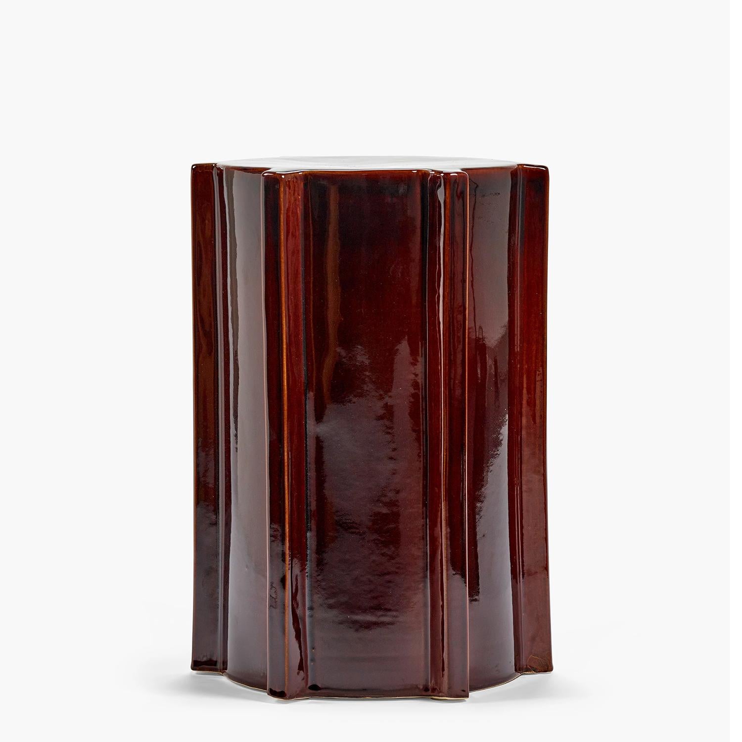 Side Table Newton Red Brown with all 
structure in stoneware in glazed finish.