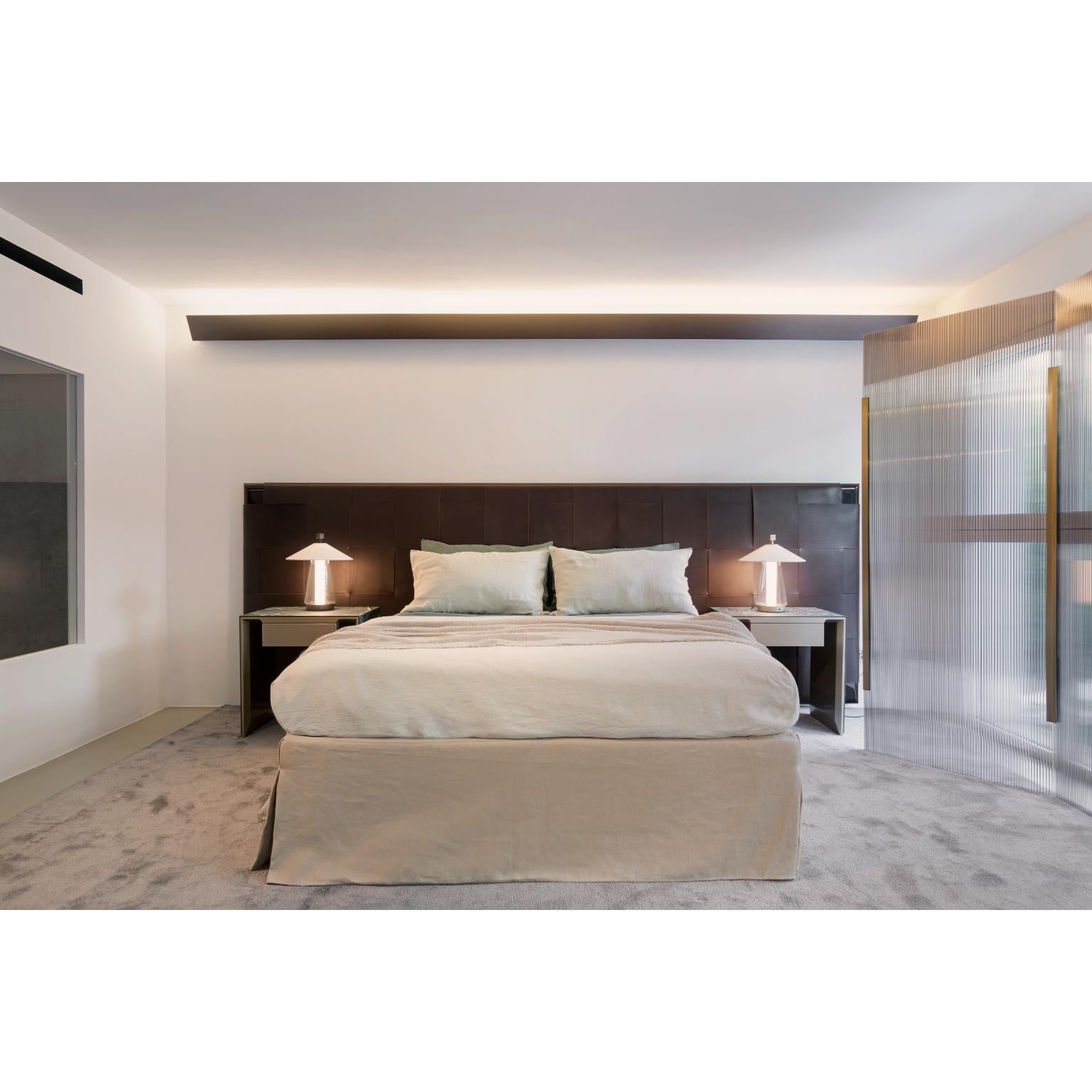 Nexus Leinen Master 01 Gepolstertes und Lederbett mit Kopfstütze von Casa Casati im Angebot 1