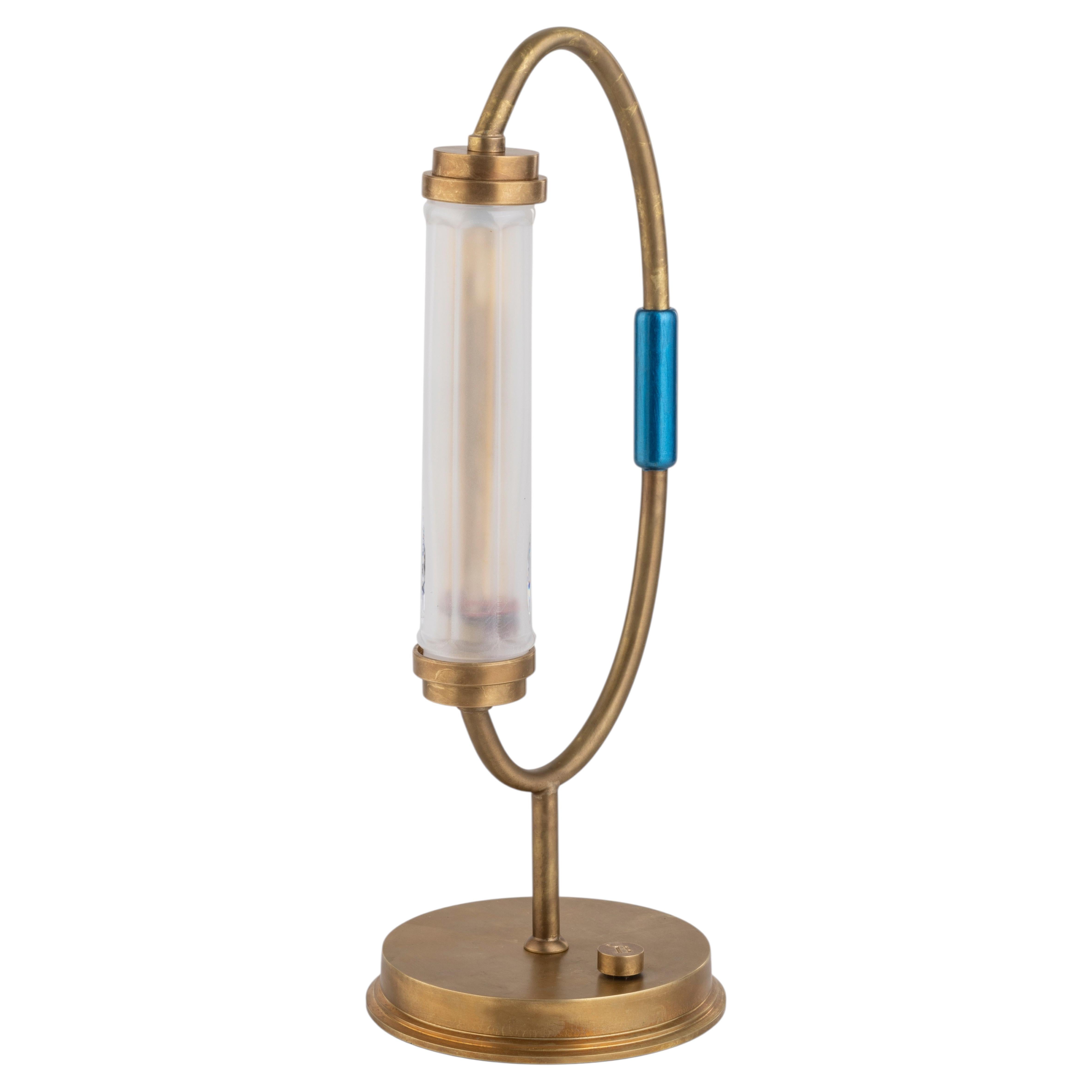Nexus - wireless table lamp For Sale