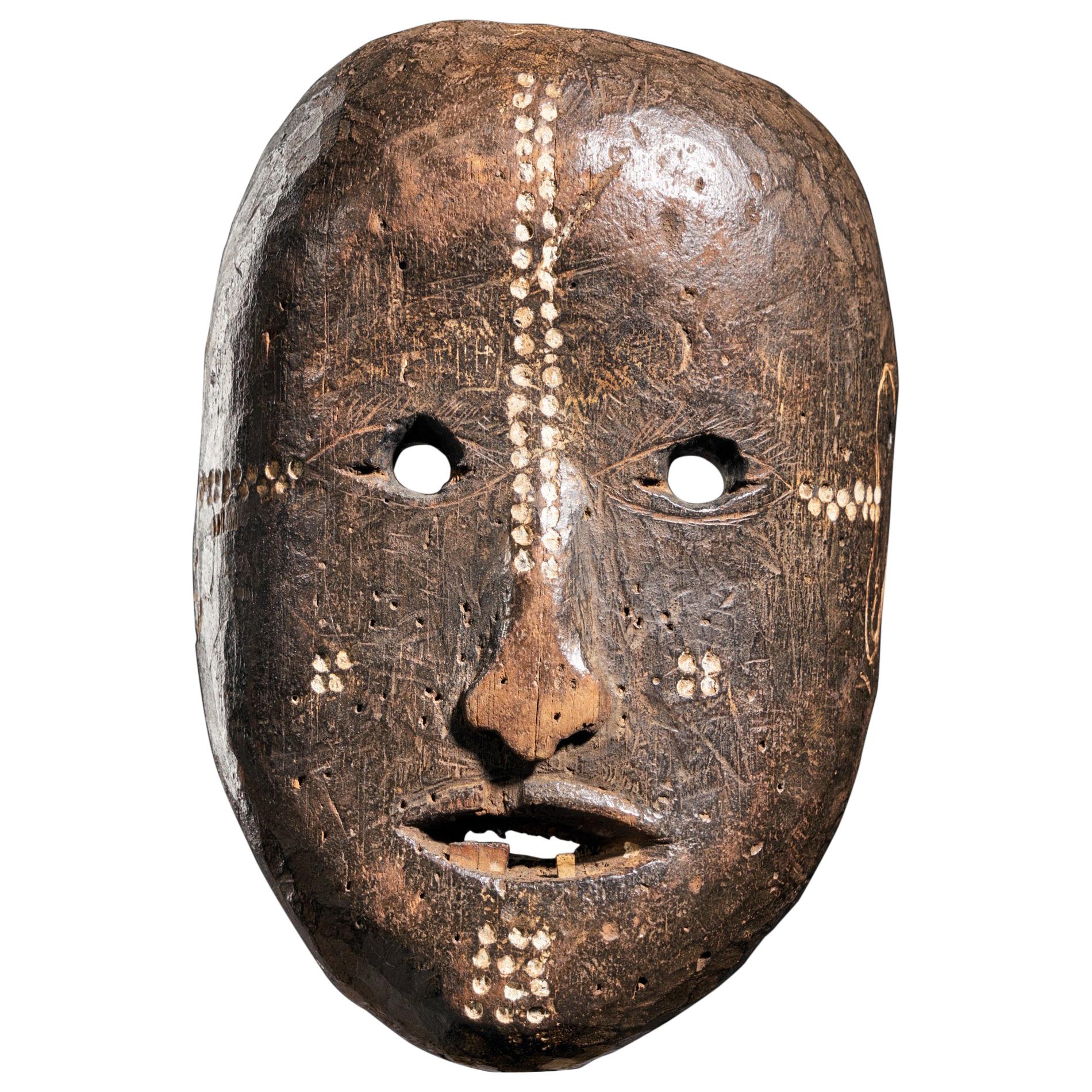Ngbaka People, DRC.Ngbaka Face Mask with Dotted Polychrome
