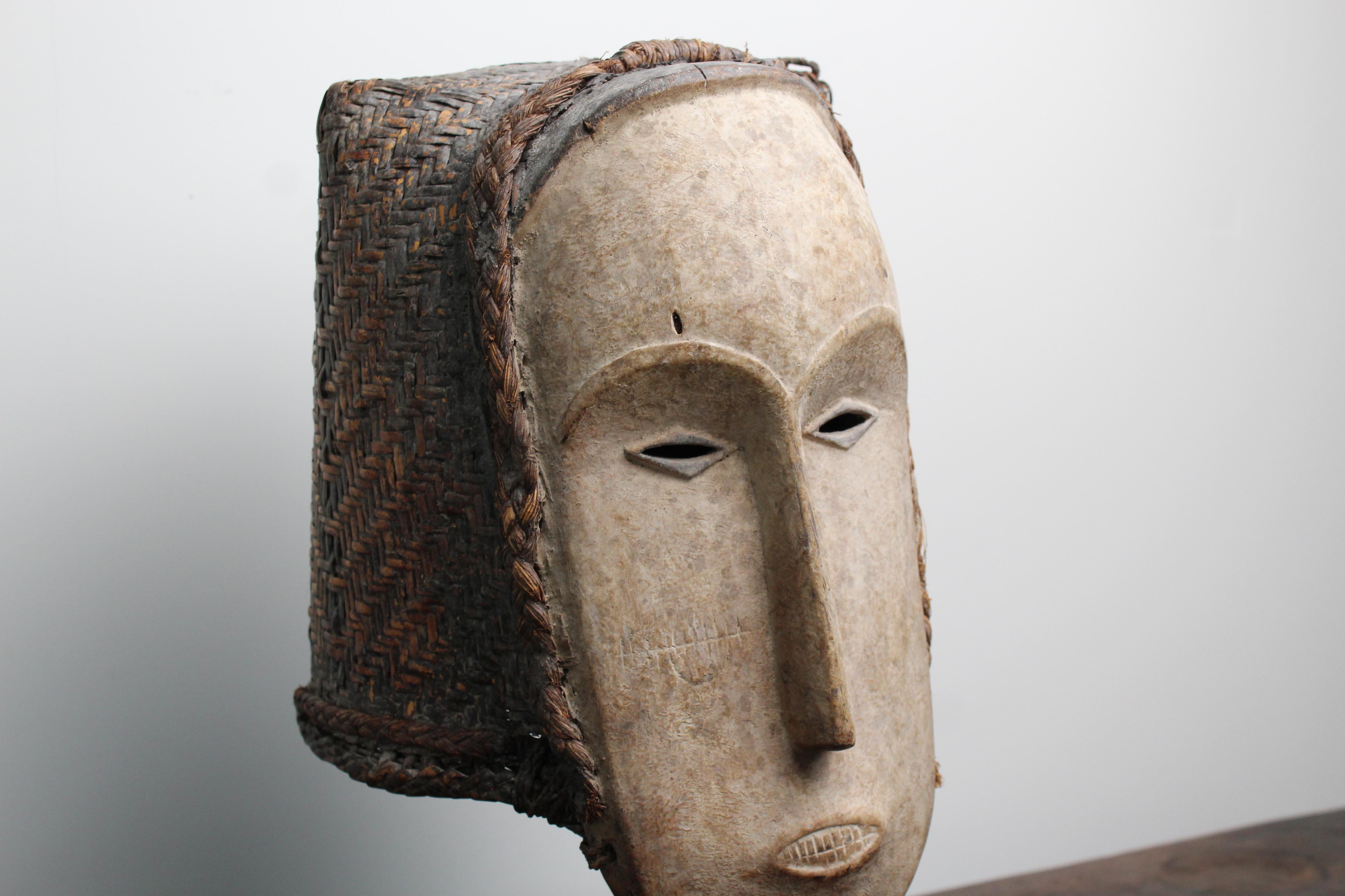 Ngil mask Fang tribe Gabon In Good Condition In Diest, BE