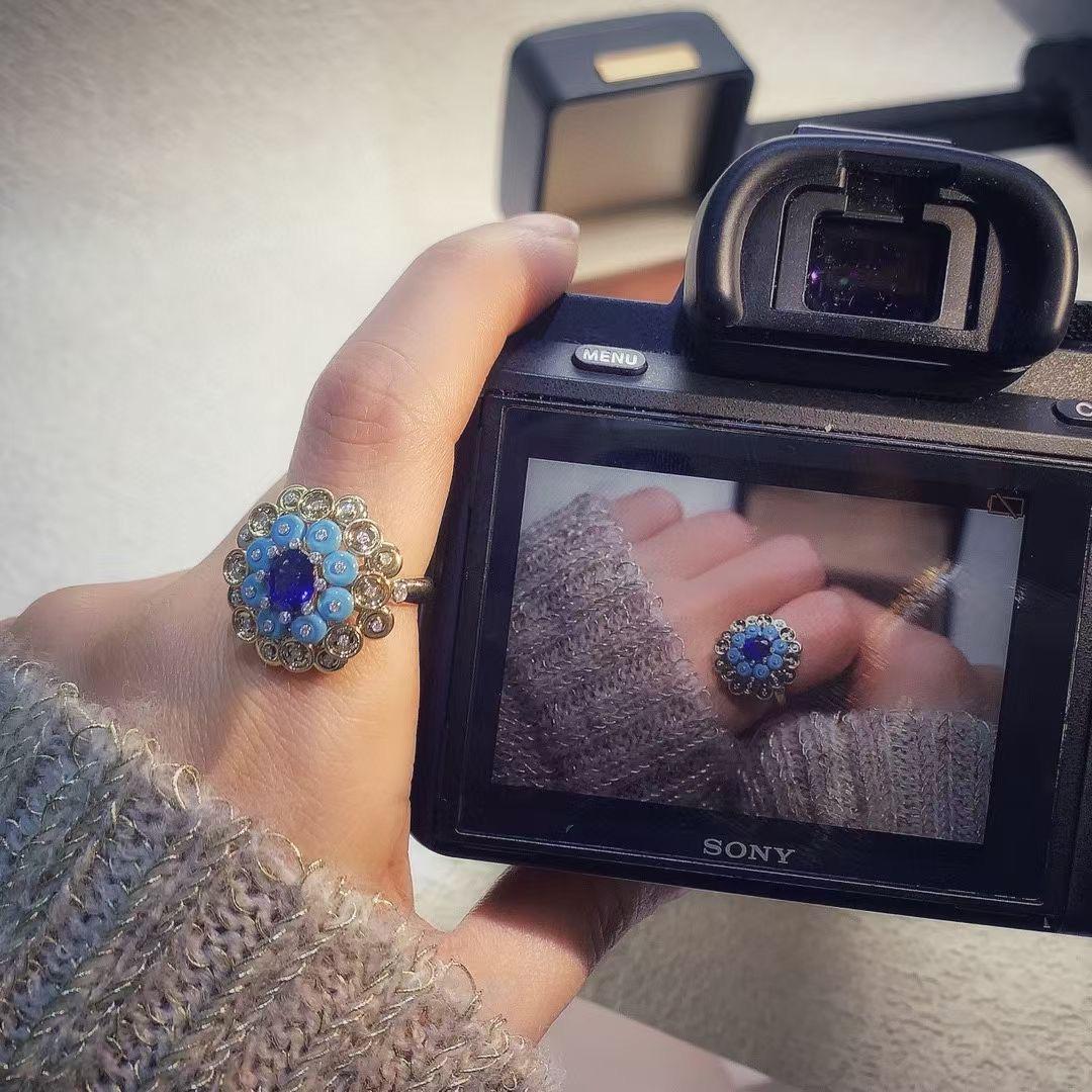 NGL Certified 18K Gold Unheated Sapphire & Turquoise Cocktail Ring with Diamonds For Sale 1
