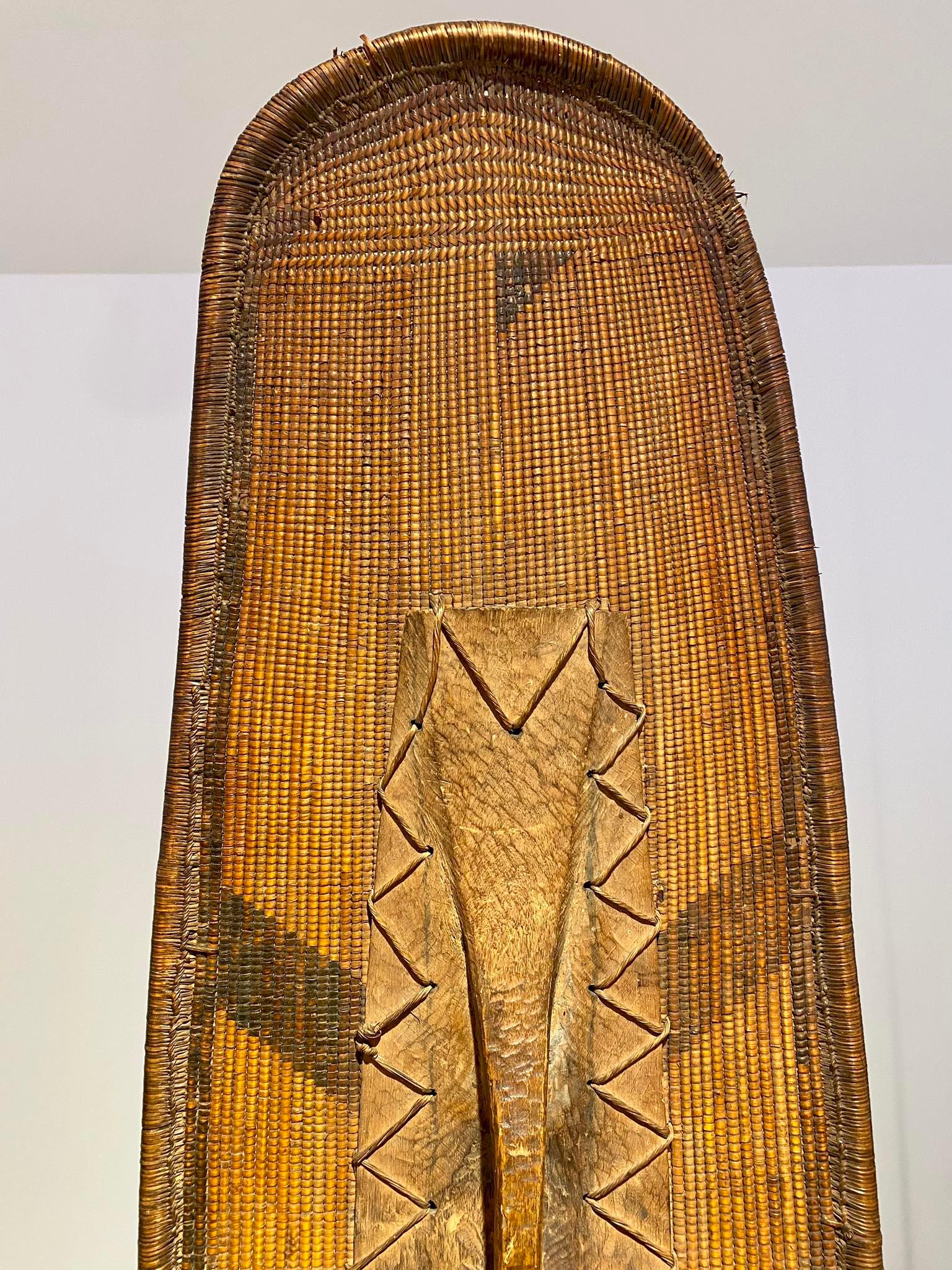 Ngombe Doko tribe Tribal wicker Shield - DR Congo - 19th Century - African Art In Good Condition For Sale In Leuven, BE