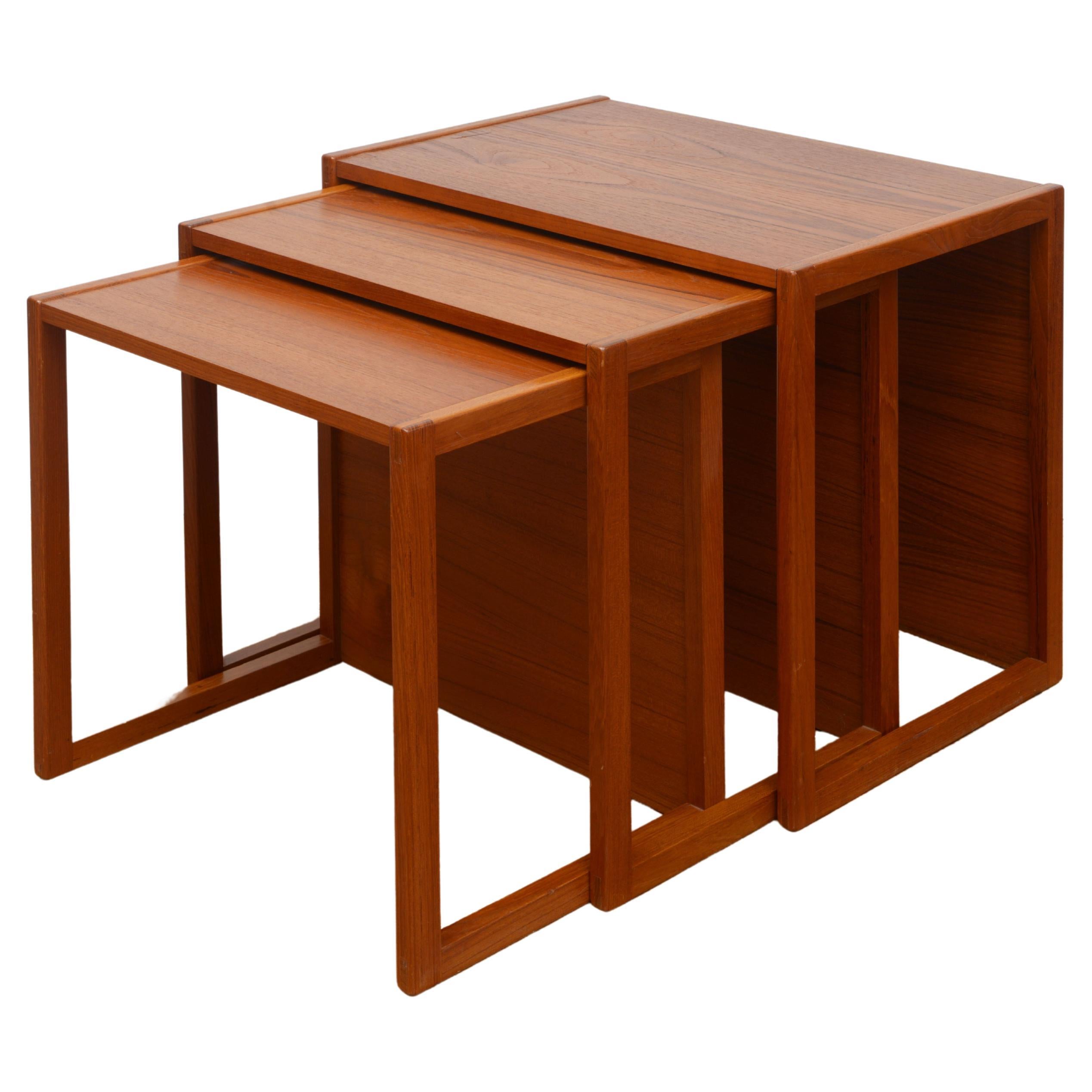 NH Collection Danish Set of 3 Double Sided Teak Nesting Tables 1960s, 'Signed'