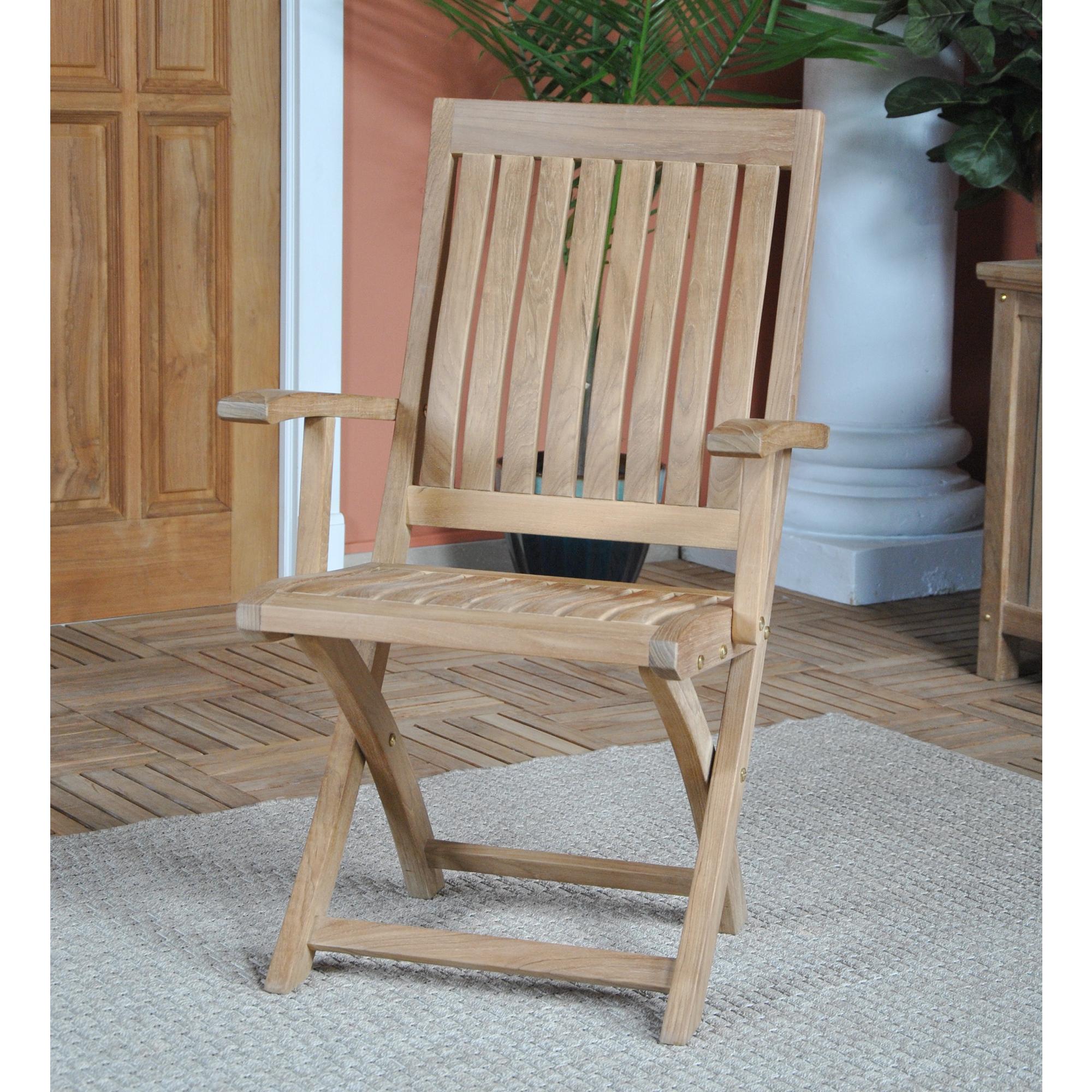 Der Niagara Teak Crown Folding Arm Chair ist sowohl für den Innen- als auch für den Außenbereich geeignet. Der aus massivem Teakholz gefertigte und sehr solide gebaute Teak-Klappsessel bietet eine bequeme Sitzgelegenheit und lässt sich bei