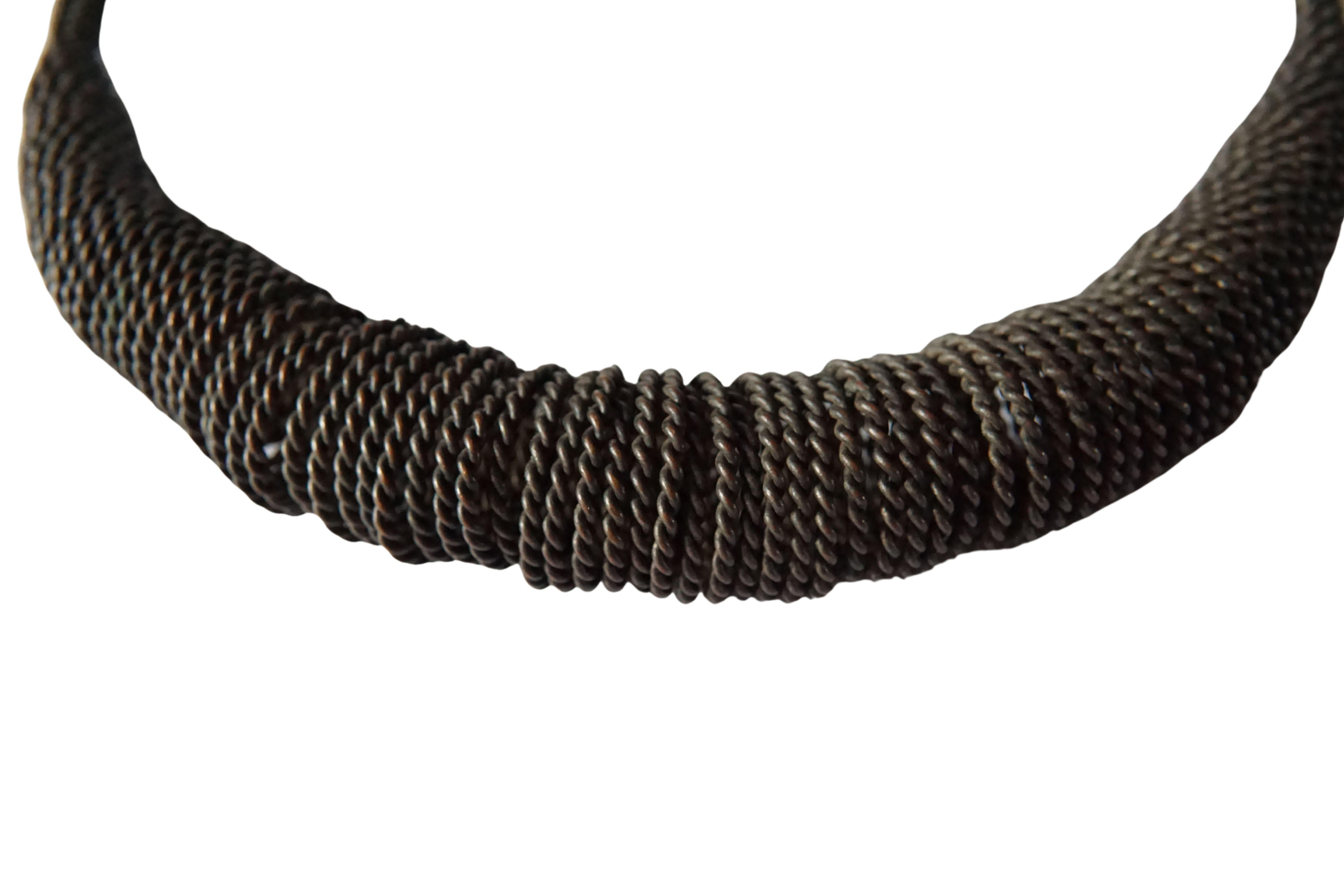Indonesiano Collana in filo intrecciato a mano della tribù Nias 'Nifatali-tali', Indonesia, 1900 ca. in vendita