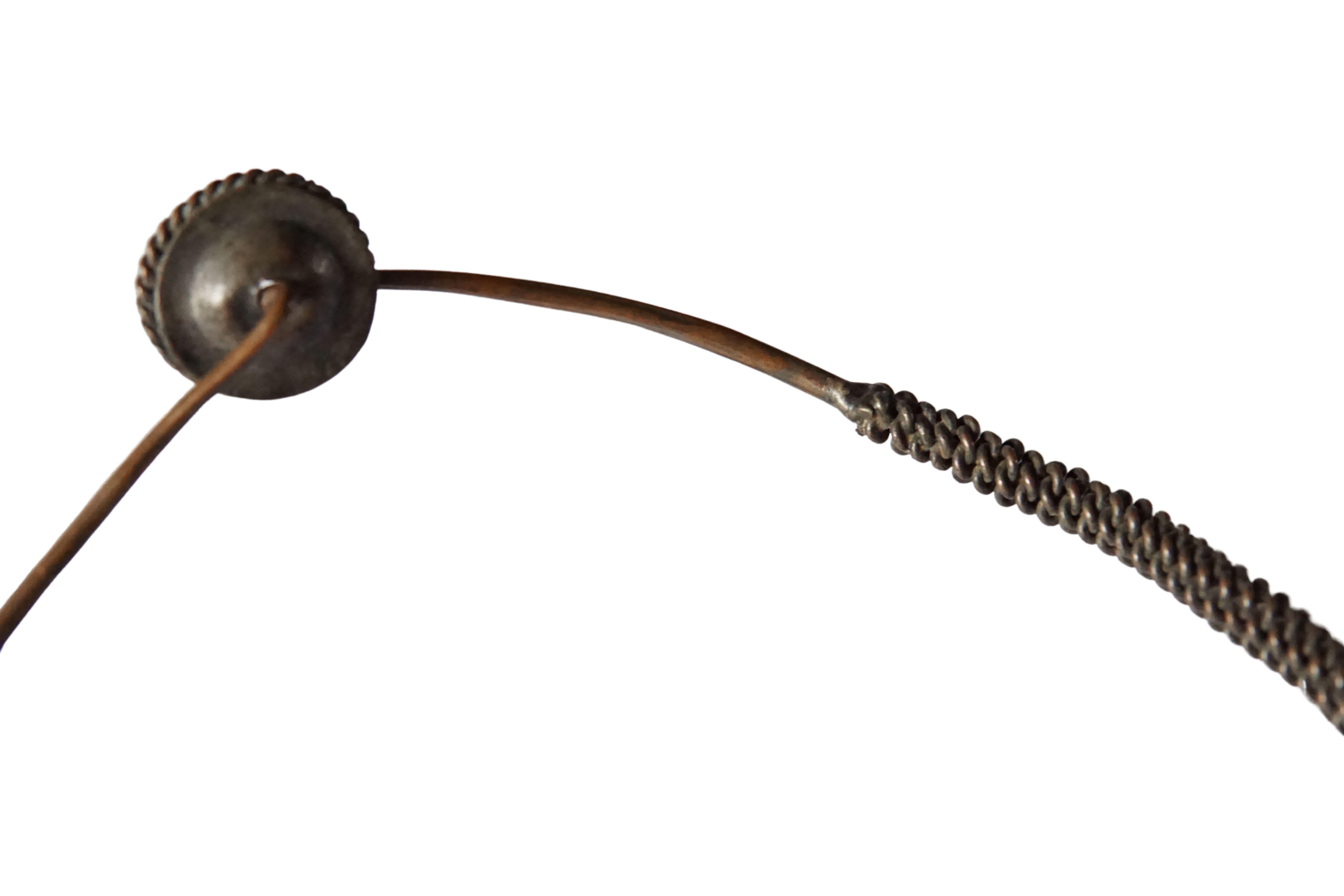 Fatto a mano Collana in filo intrecciato a mano della tribù Nias 'Nifatali-tali', Indonesia, 1900 ca. in vendita