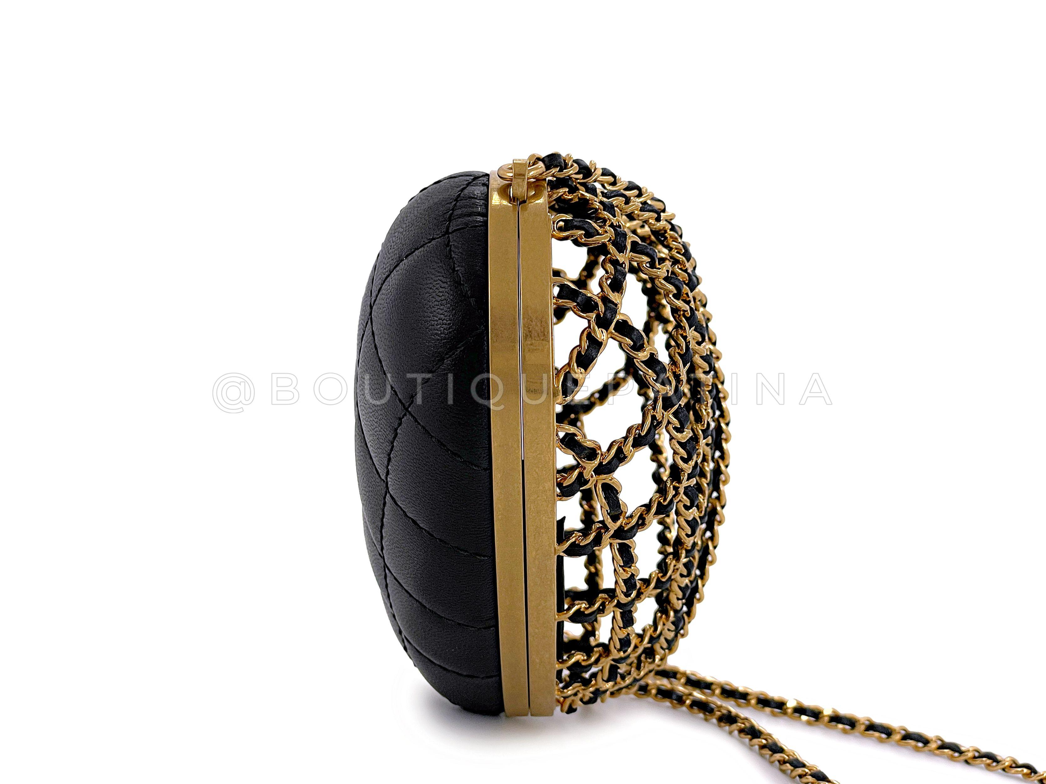 Women's NIB 23S Chanel Caged Heart Minaudière Evening Clutch Bag Gold Black 67194 For Sale