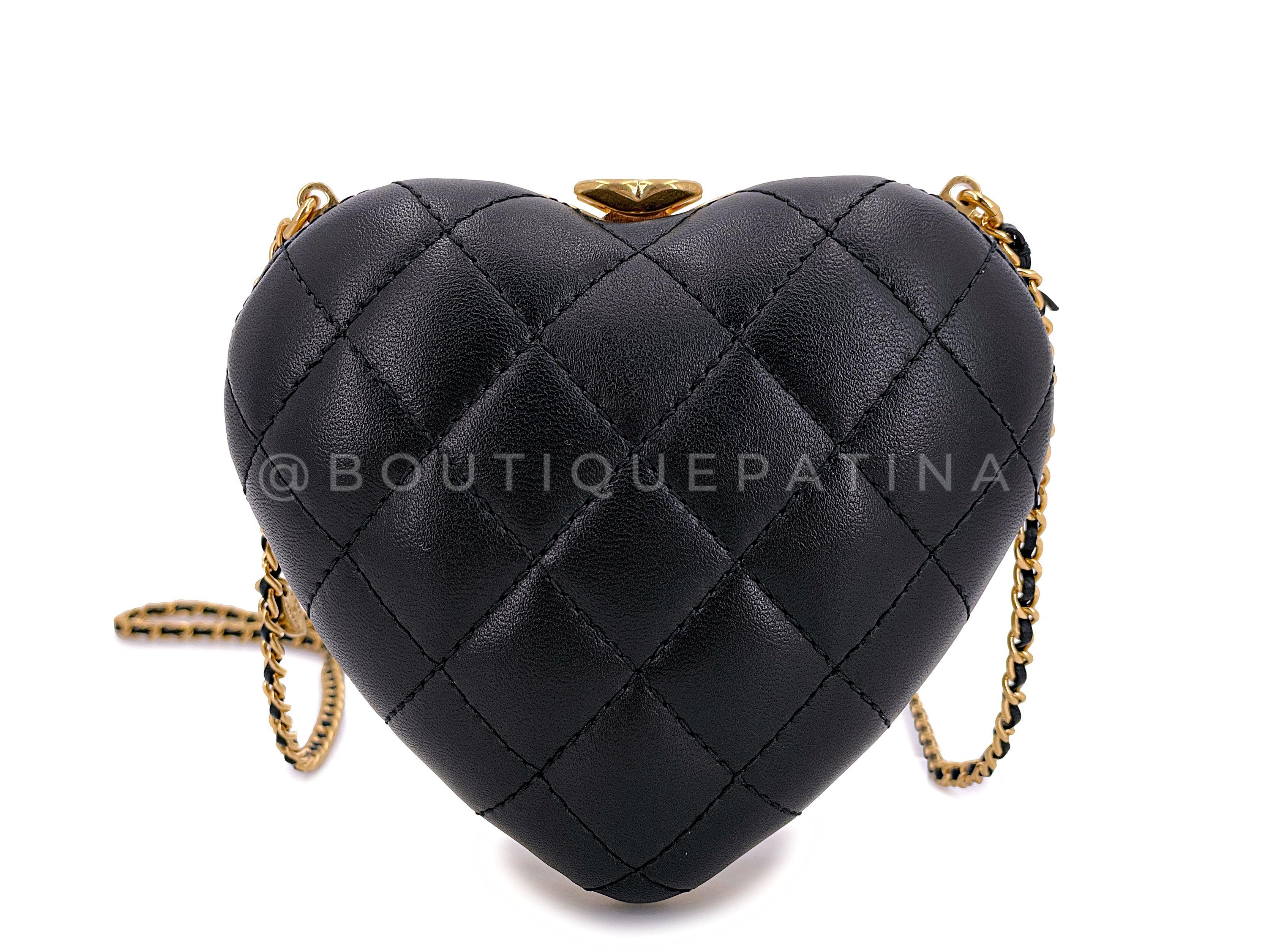 NIB 23S Chanel Caged Heart Minaudière Evening Clutch Bag Gold Black 67194 en vente 2