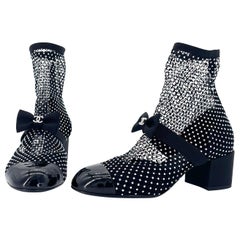 NIB Chanel 2023 Resille Strass Kid Patent Maryjane Short Stiefel 37
