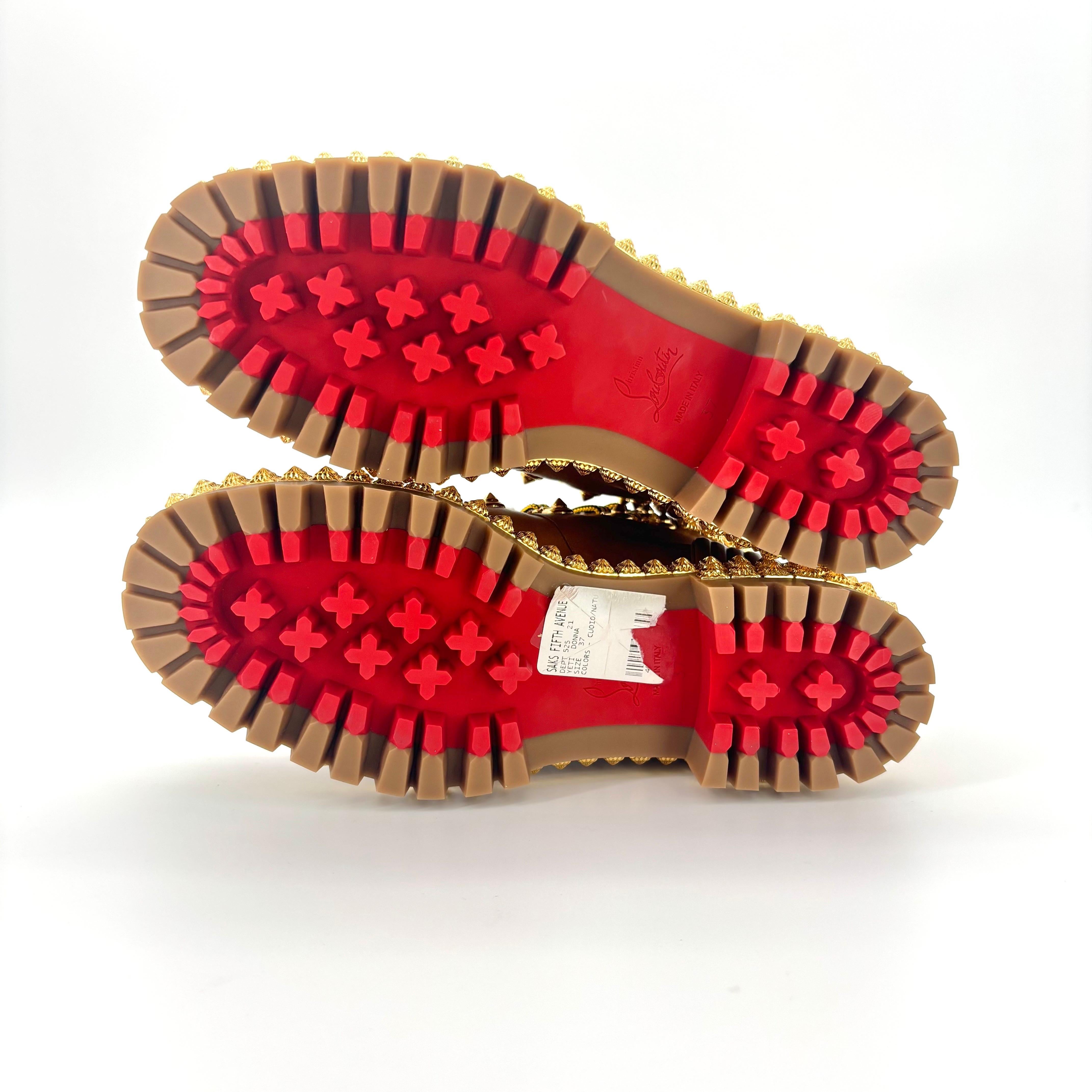 NIB Christian Louboutin Yeti Donna Shearling Sheep Fur Studded Lug Boots 37 in vendita 4