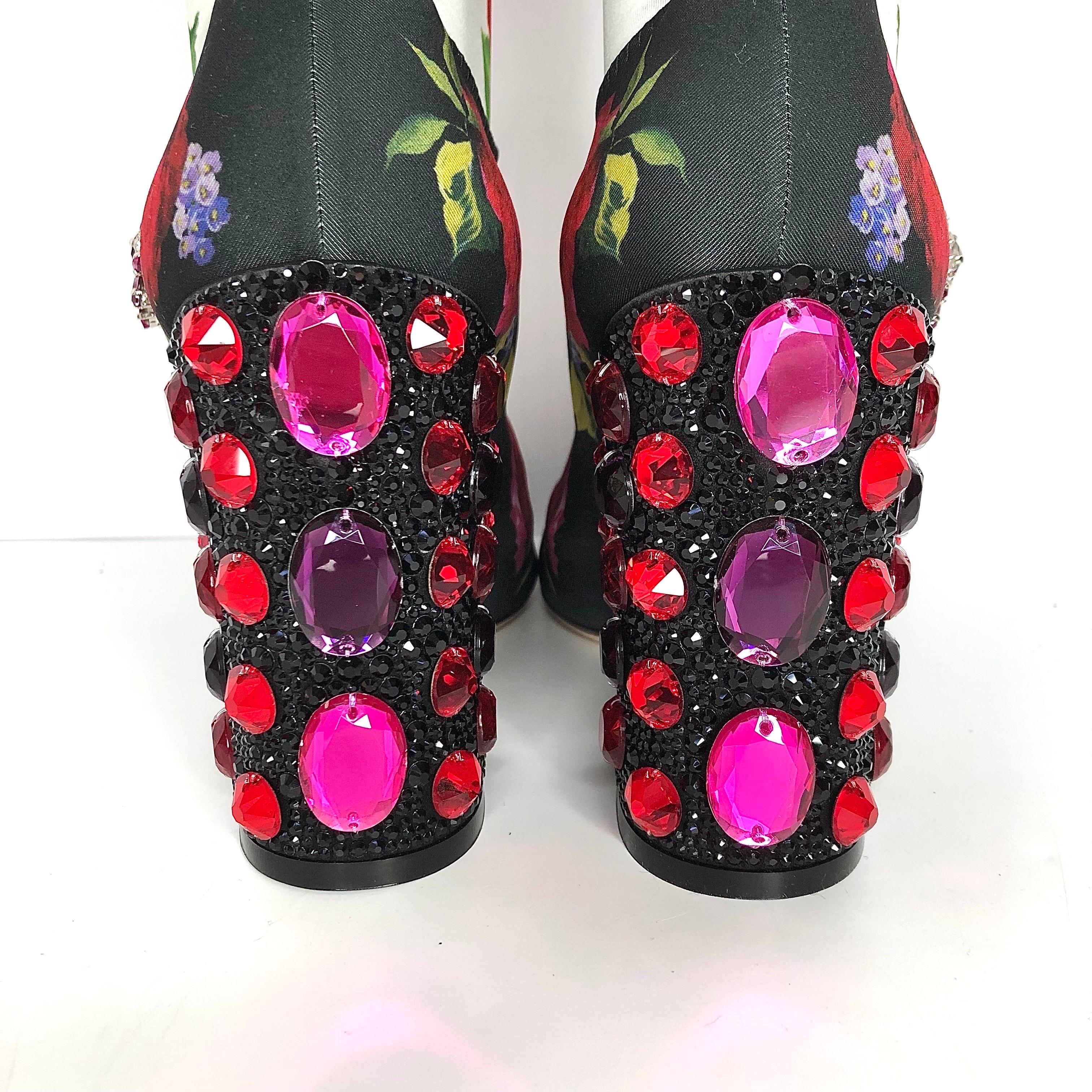 NIB Dolce & Gabbana Botas calcetín Maryjane florales adornadas con cristales 37 en venta 1