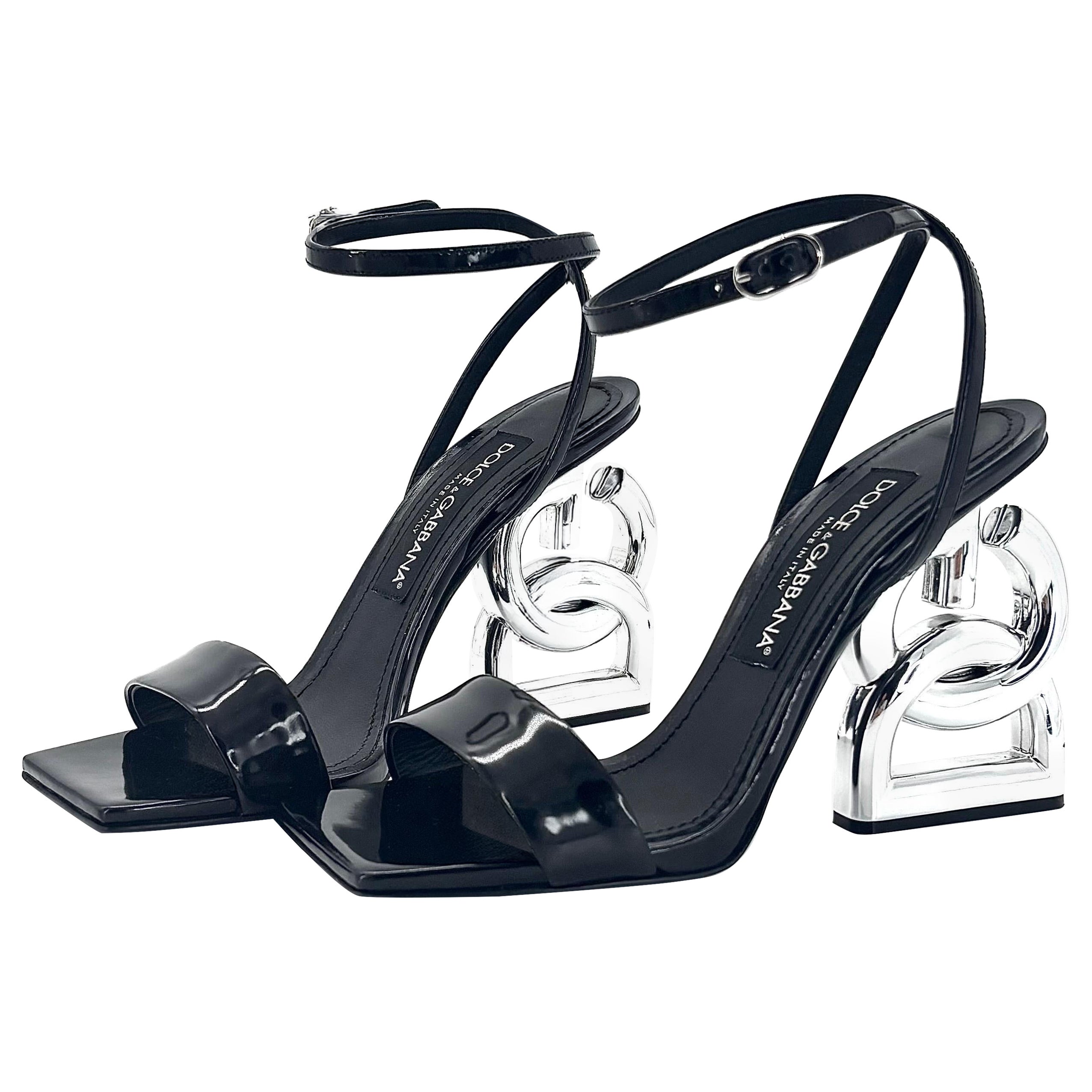 NIB Dolce & Gabbana Kiera Pop 105 D&G Heel Patent Leather Strappy Sandals 37.5 For Sale