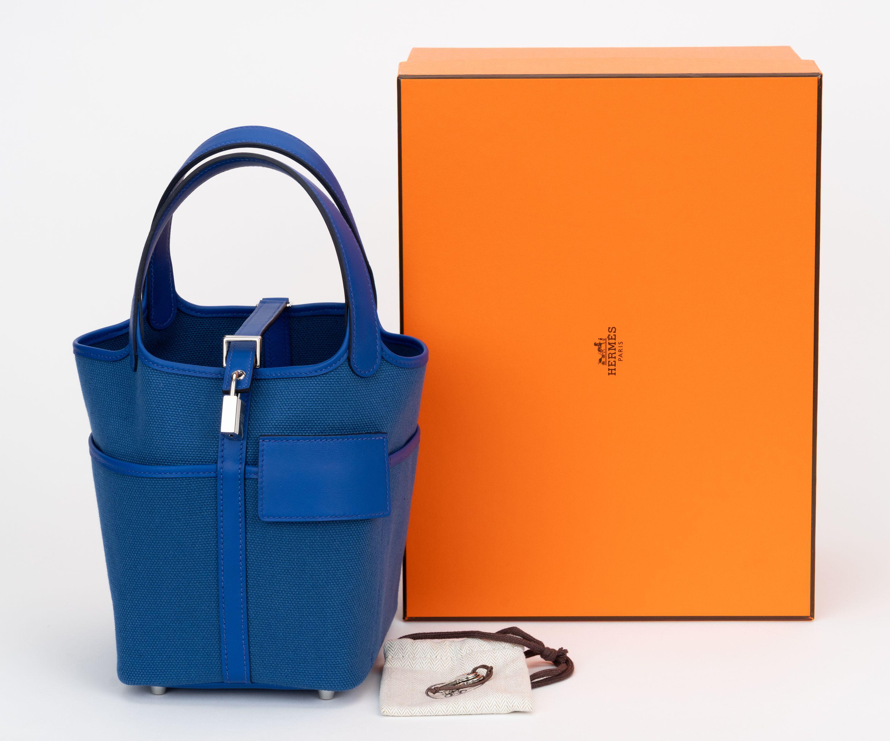 NIB Hermès Blue Royal Cargo Picotin 18 For Sale 4