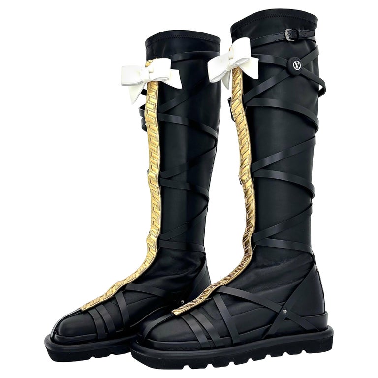 NIB Louis Vuitton A/W 2021 Runway Fornasetti LV Monogram Knee High Boots 37  For Sale at 1stDibs