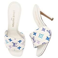 NIB Louis Vuitton Revival Monogram Emboss Leder Slip On Mules Sandalen 39
