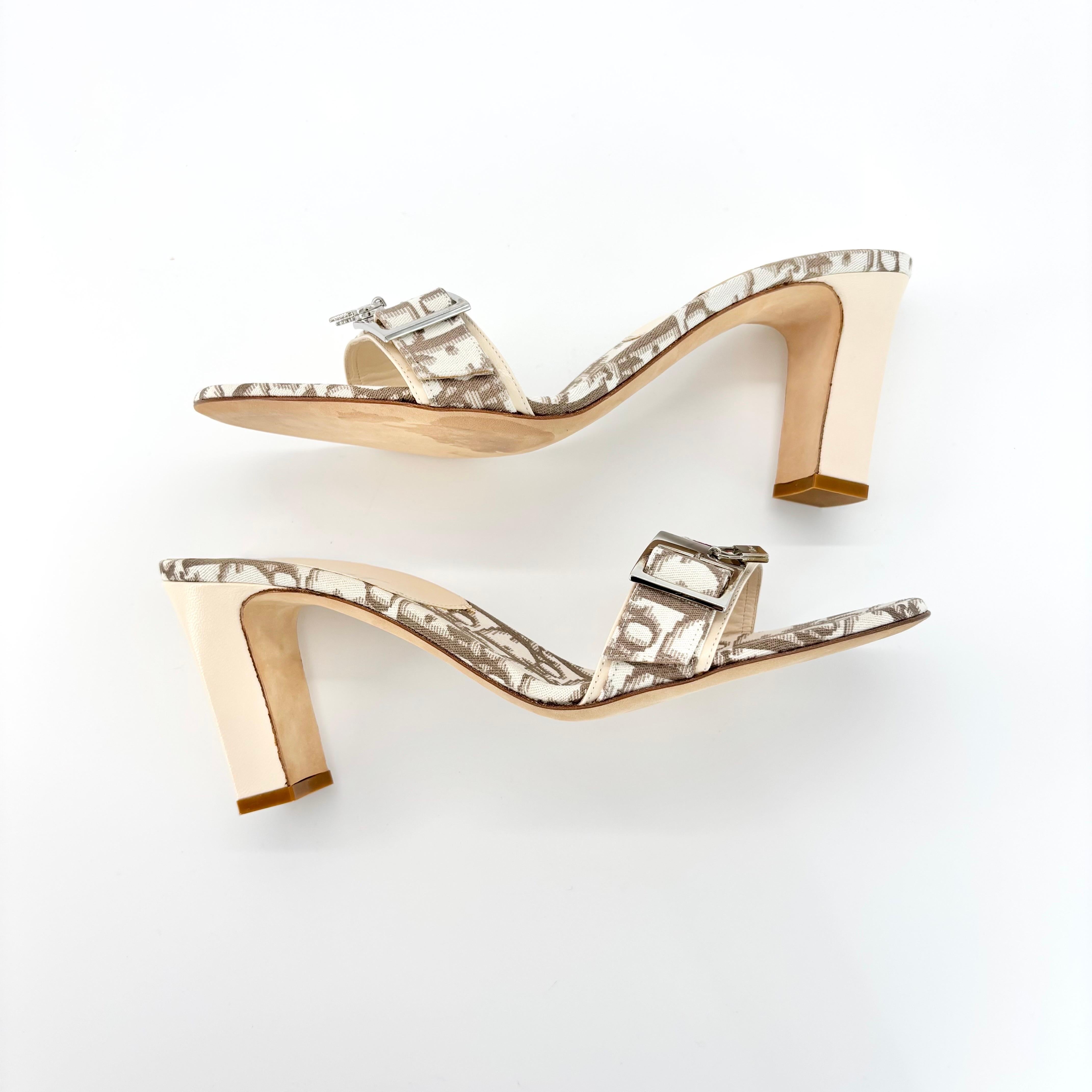 Women's NIB Vintage Christian Dior 2005 Galliano Lock and Key Monogram Print Mules 40.5 For Sale