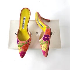 NIB Vintage Manolo Blahnik Floral Pastel Pointed Toe Heeled Mule Pumps 35.5