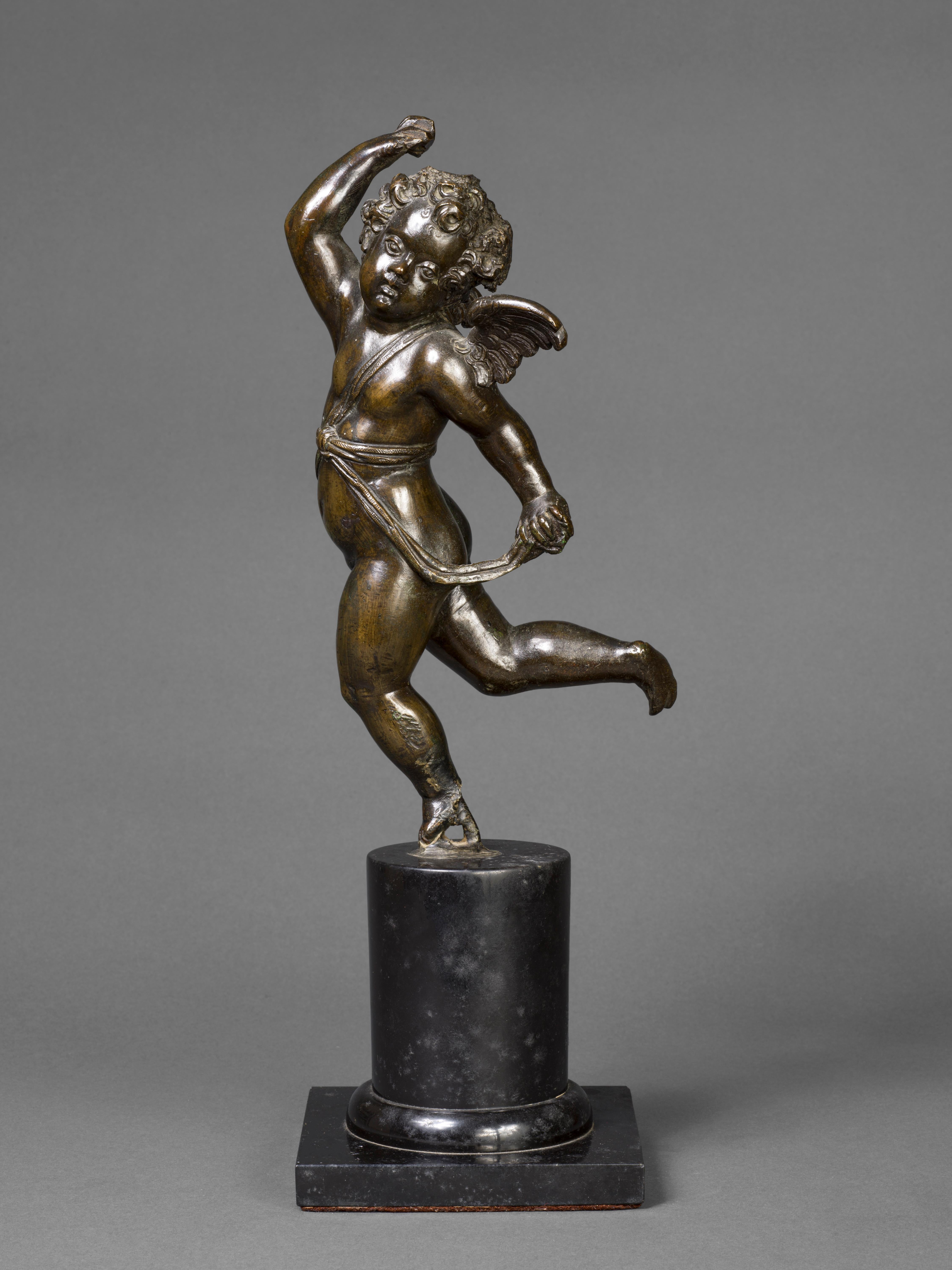 Figure italienne en bronze d'un chérubin ailé (Putto) - Sculpture de Niccolo Roccatagliata